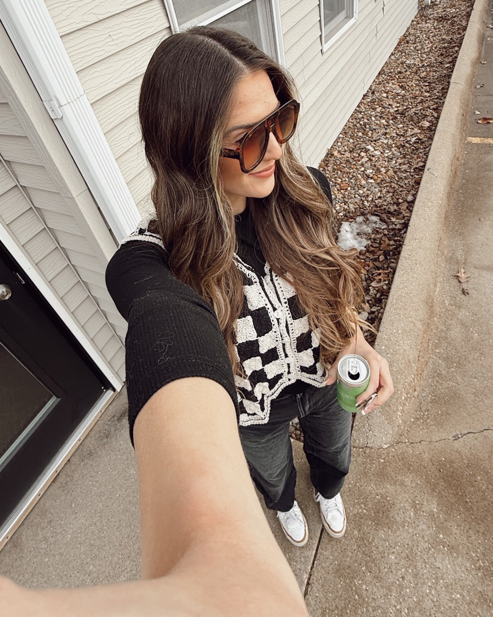 My favorite checkered vest 🤍

#LTKdayinmylife #LTKWorkwear #LTKootd