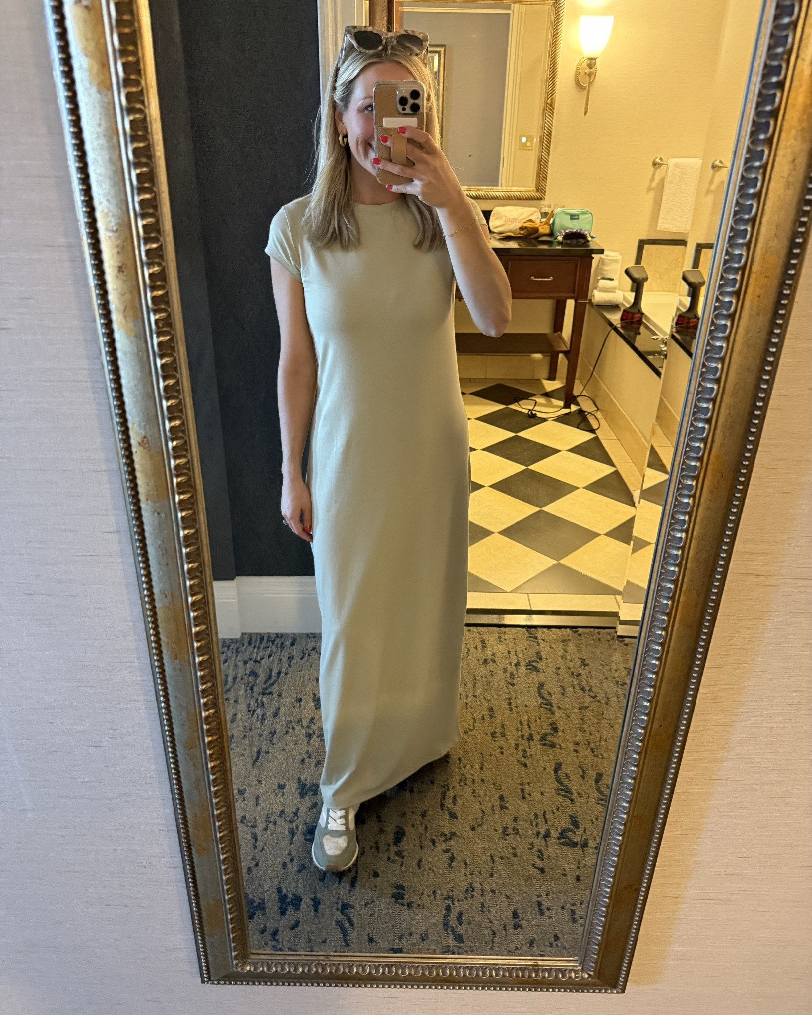 My new fav $20 Target dress! SO comfy!!! I’m wearing a size small

#LTKFindsUnder100 #LTKFindsUnder50 #LTKStyleTip