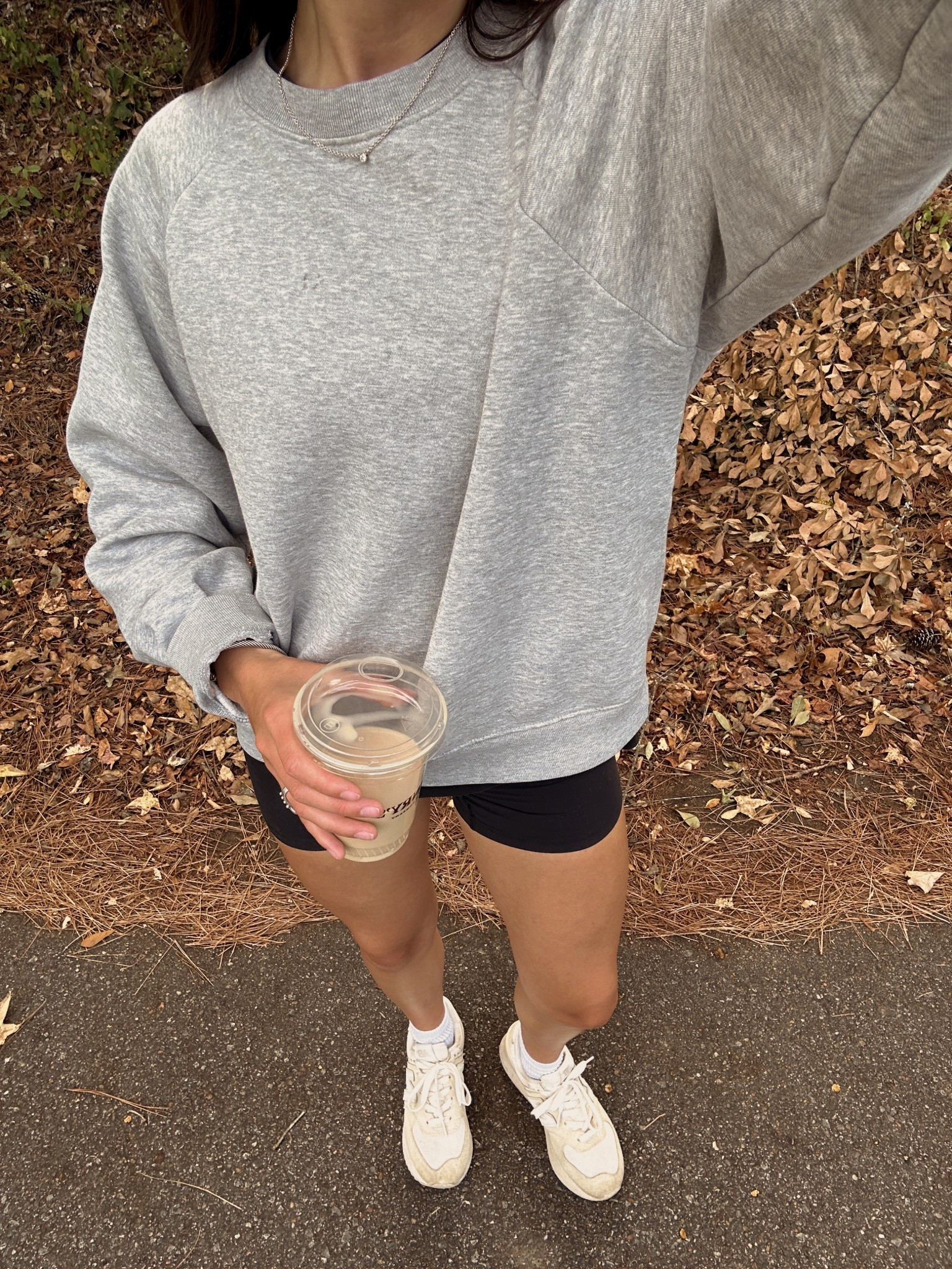 A casual fall outfit idea🤎🍁

#LTKActive #LTKSeasonal #LTKStyleTip