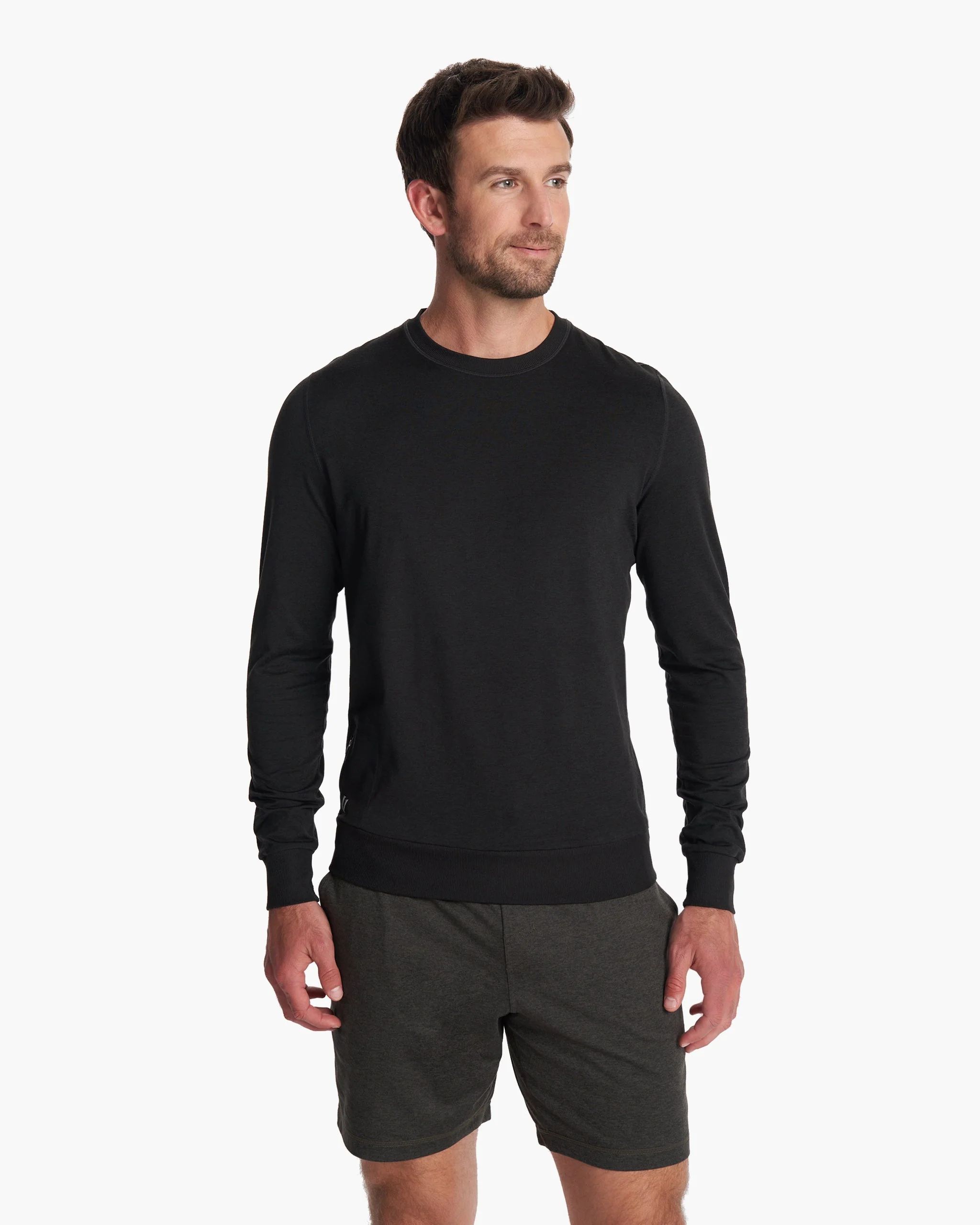 Ponto Performance Crew | Men's Black Pullover | Vuori | Vuori Clothing (US & Canada)