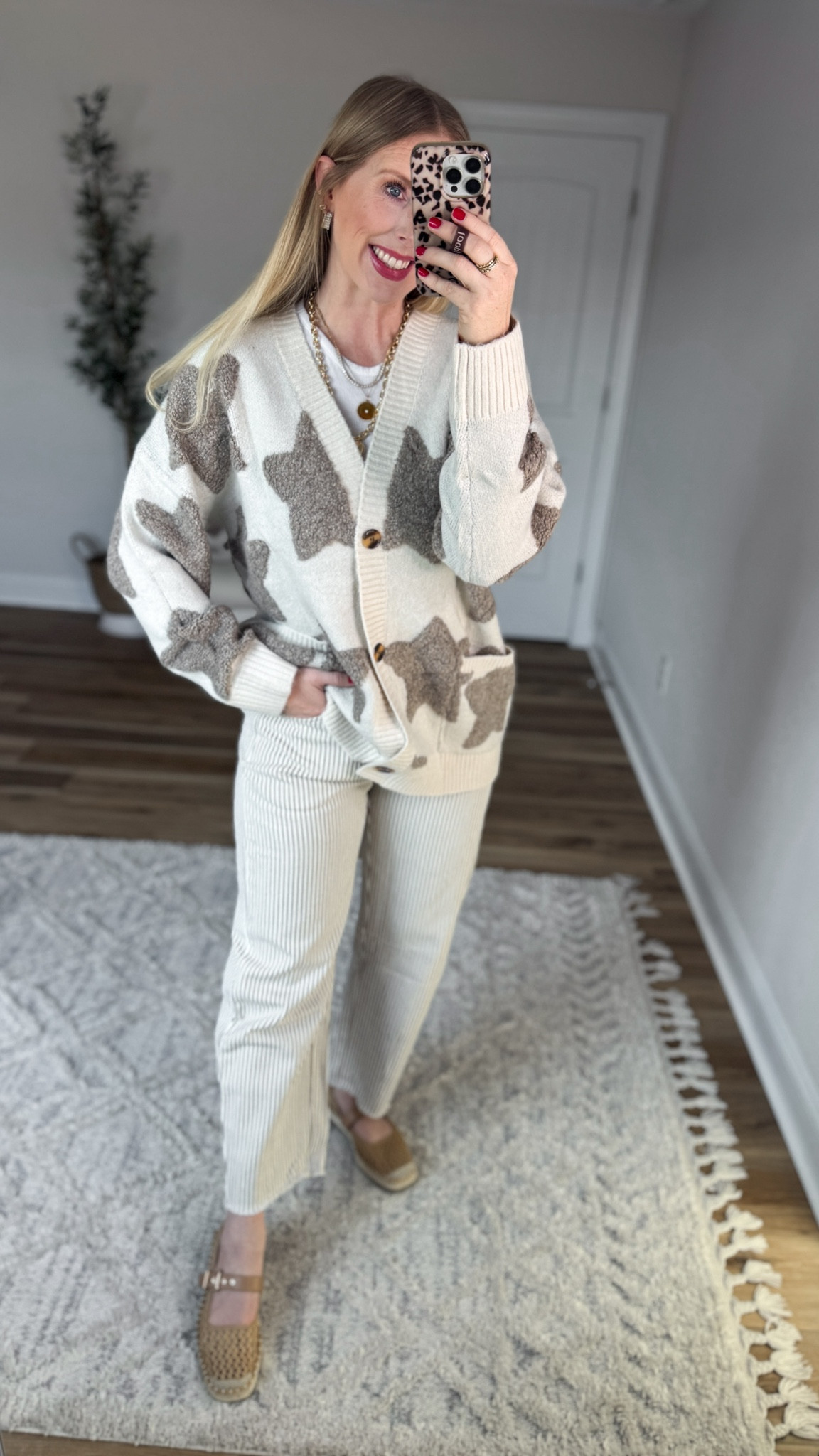 Daily try on, Amazon fashion, Amazon style, star cardigan, striped jeans 

#LTKootd #LTKSaleAlert