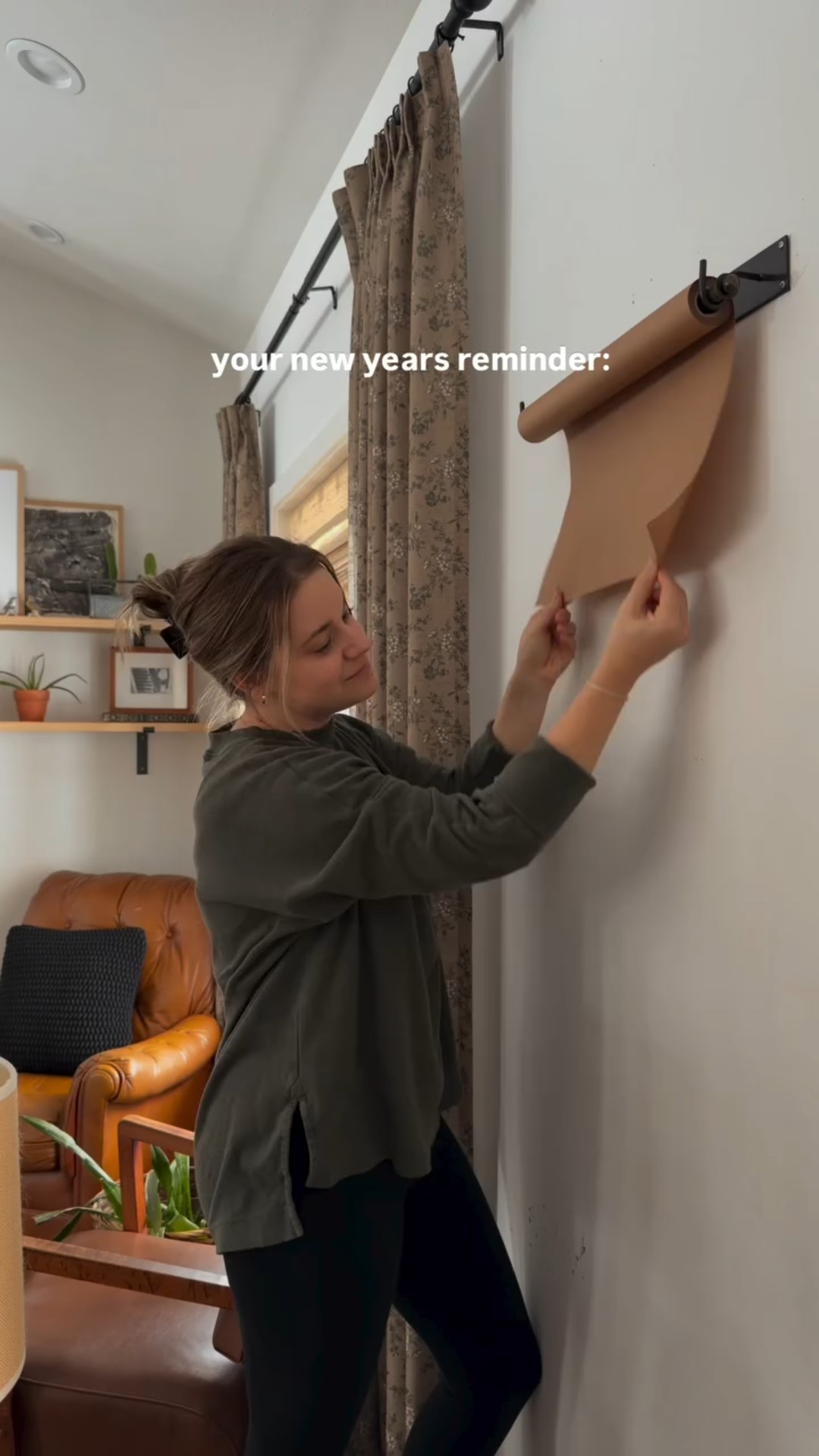 Send this to someone who might need a reminder headed into the new year 🙏🏼

In 2026, we’re going to stop trying to control everything and just trust Gods plan instead, Mmk?

Jeremiah 29:11 🤍

Comment PLAN for the links to the wall scroll + markers we use!

#faithinreallife #trustinggoddaily #lettinggo #newyearmindset #quietconfidence