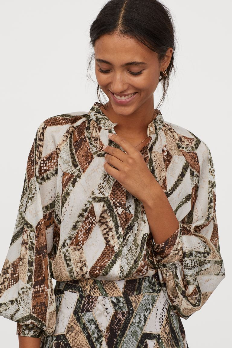 Wide-cut Blouse - Lt. beige/snakeskin patterned - Ladies | H&M US | H&M (US + CA)
