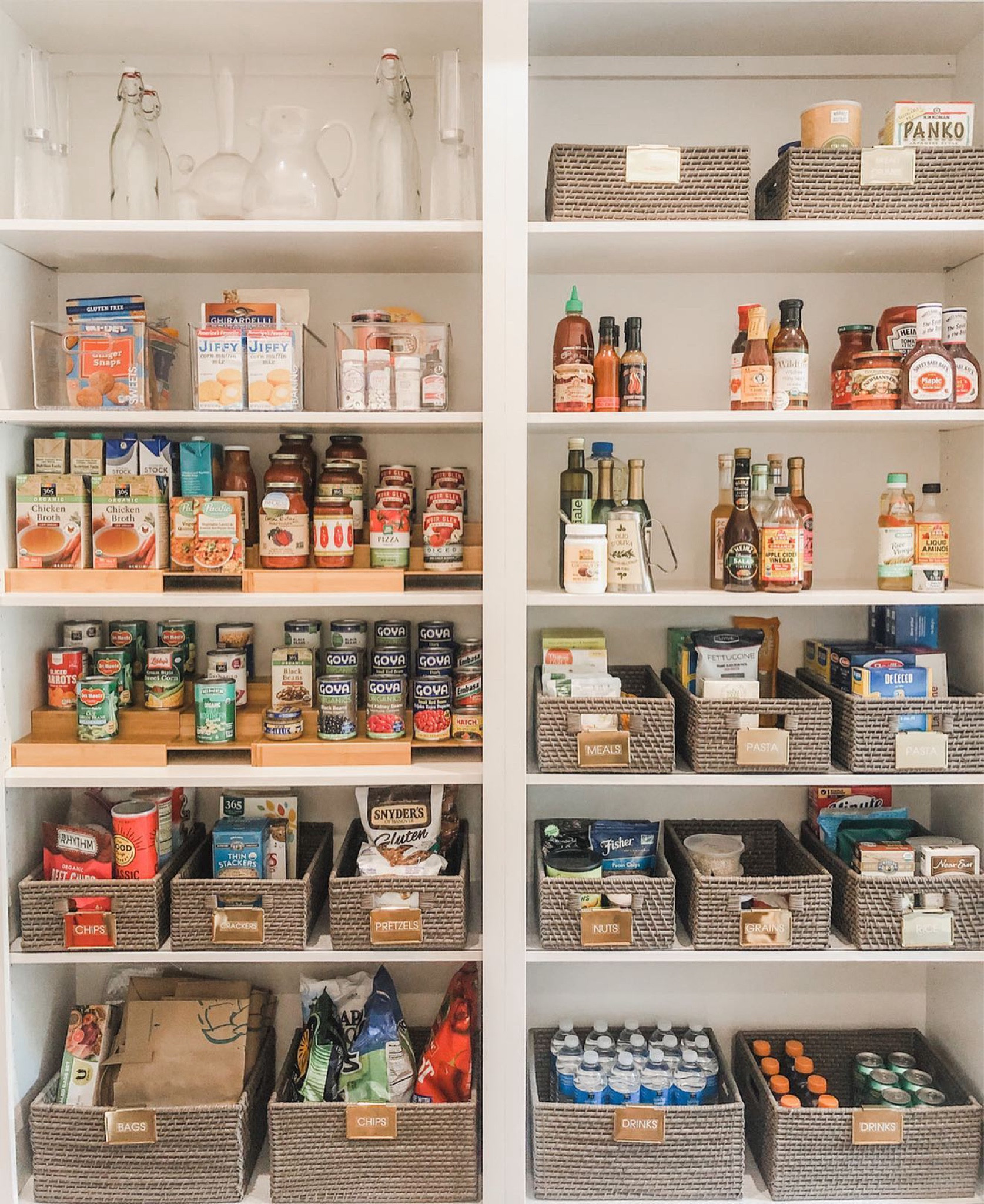 Did you ever think your pantry could be the MOST jaw-dropping part of your house?!