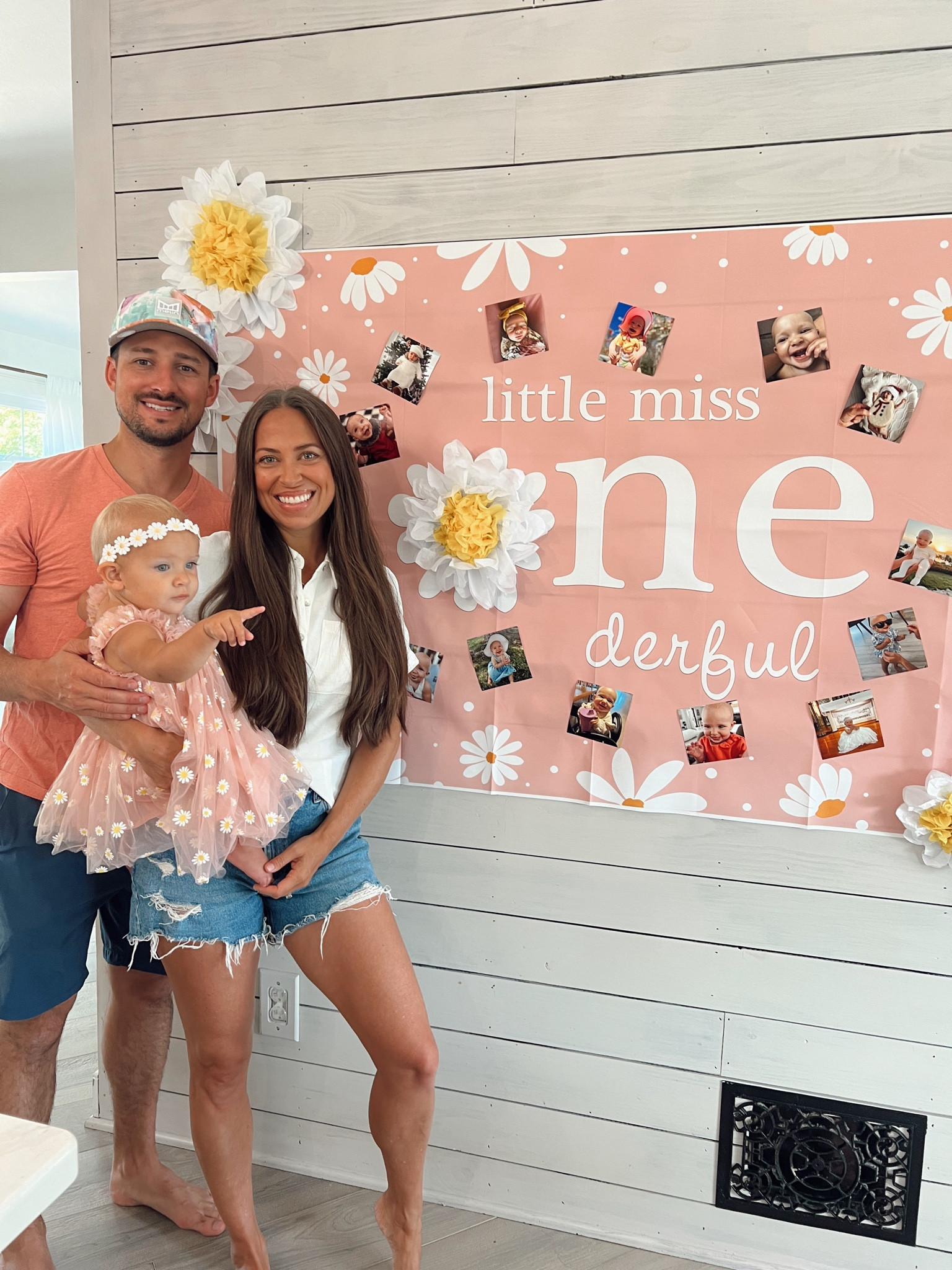 First birthday party girl! Daisy themed for our Daisy girl! 

First birthday party ideas | first birthday girl themes | 1st birthday party 

#LTKParties #LTKKids #LTKBaby