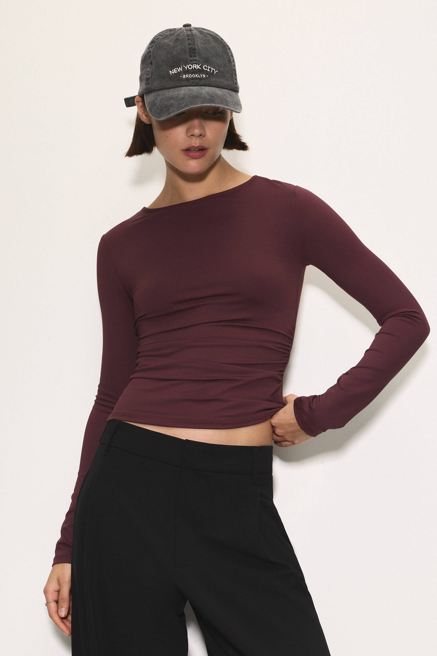 Polyamide Open-Back T-Shirt - pull&bear | PULL and BEAR UK