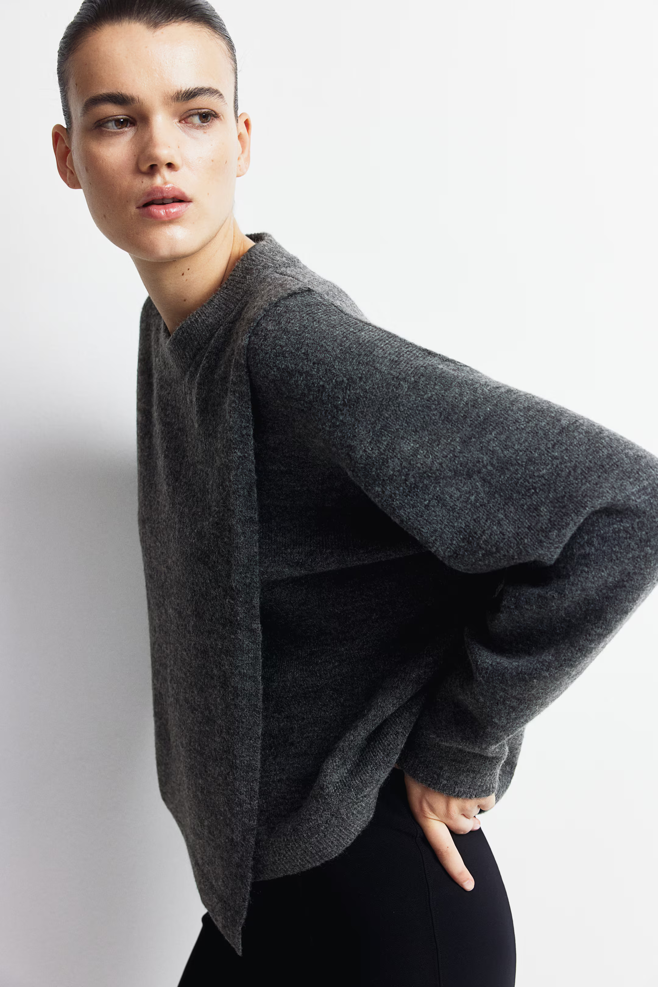 MAMA Before & After Nursing Sweater | H&M (US + CA)