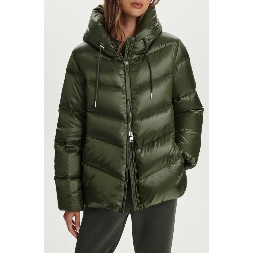 Varley Madelina Down Puffer Jacket in Racing Olive at Nordstrom, Size Large | Nordstrom