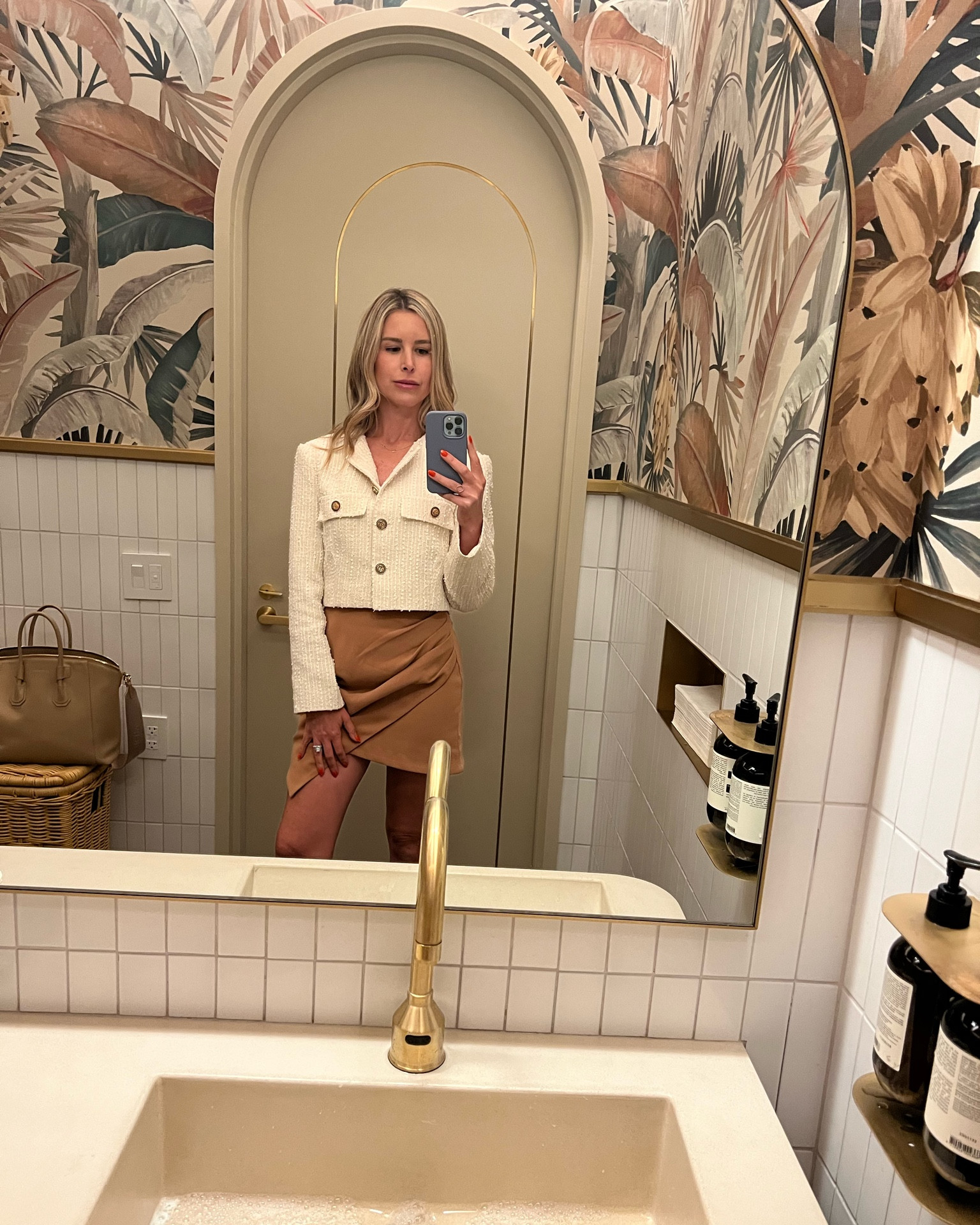 Couldn’t get enough of this wallpaper! Working on a source for you.. but for now, outfit deets 🤎

Tweed Jacket
Baby Shower Outfit
Skirt two piece set 🤍

#LTKworkwear #LTKSeasonal #LTKhome