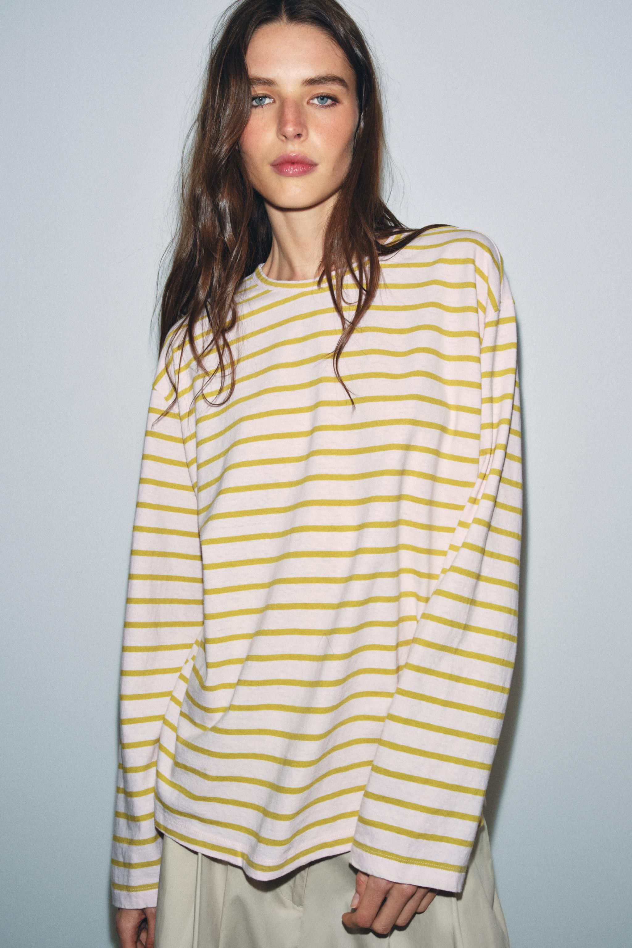 STRIPED COTTON AND LINEN T-SHIRT | Zara Canada