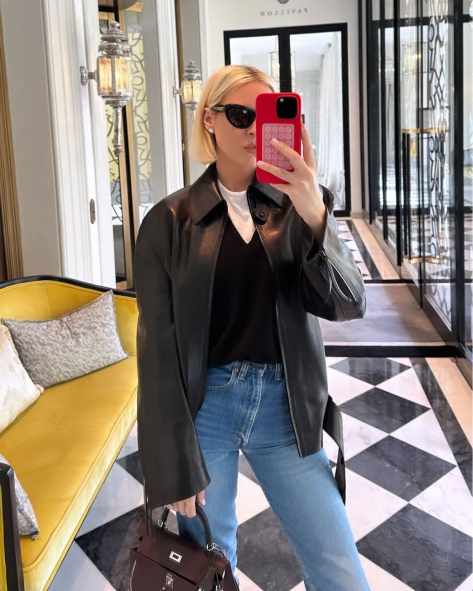 Yesterday’s ootd 🖤