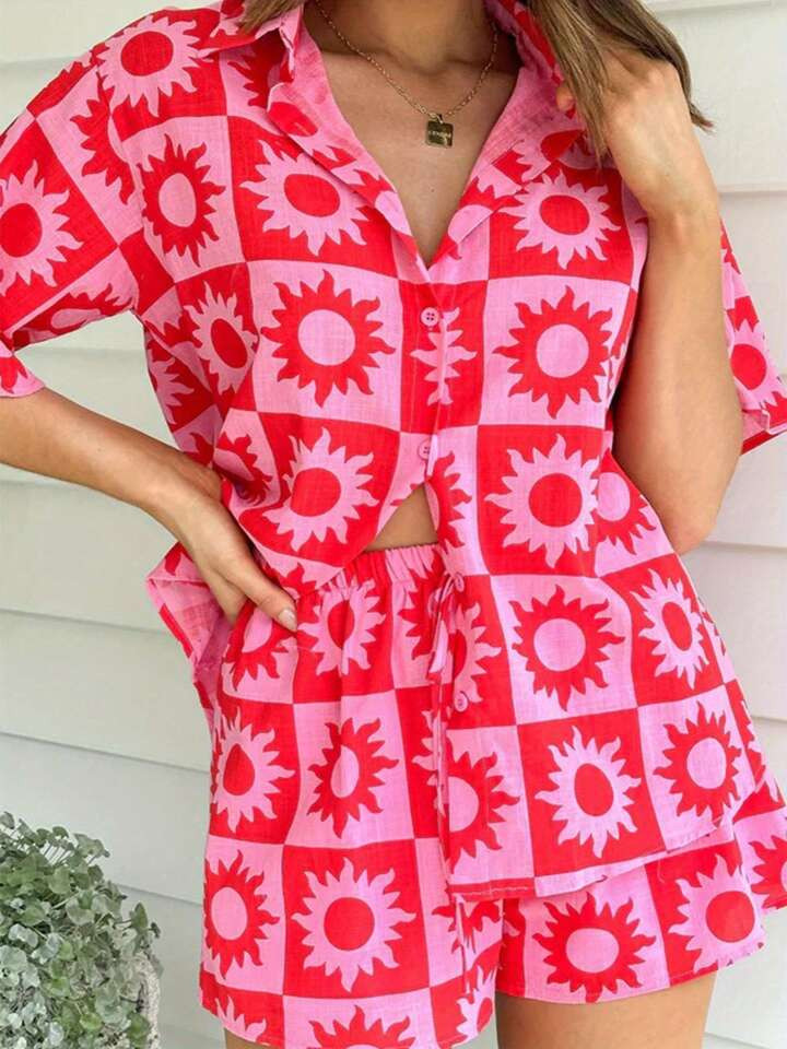 Women Shorts Set, Printed Short Sleeve Shirt With Elastic Waist Shorts Summer Outfit | SHEIN