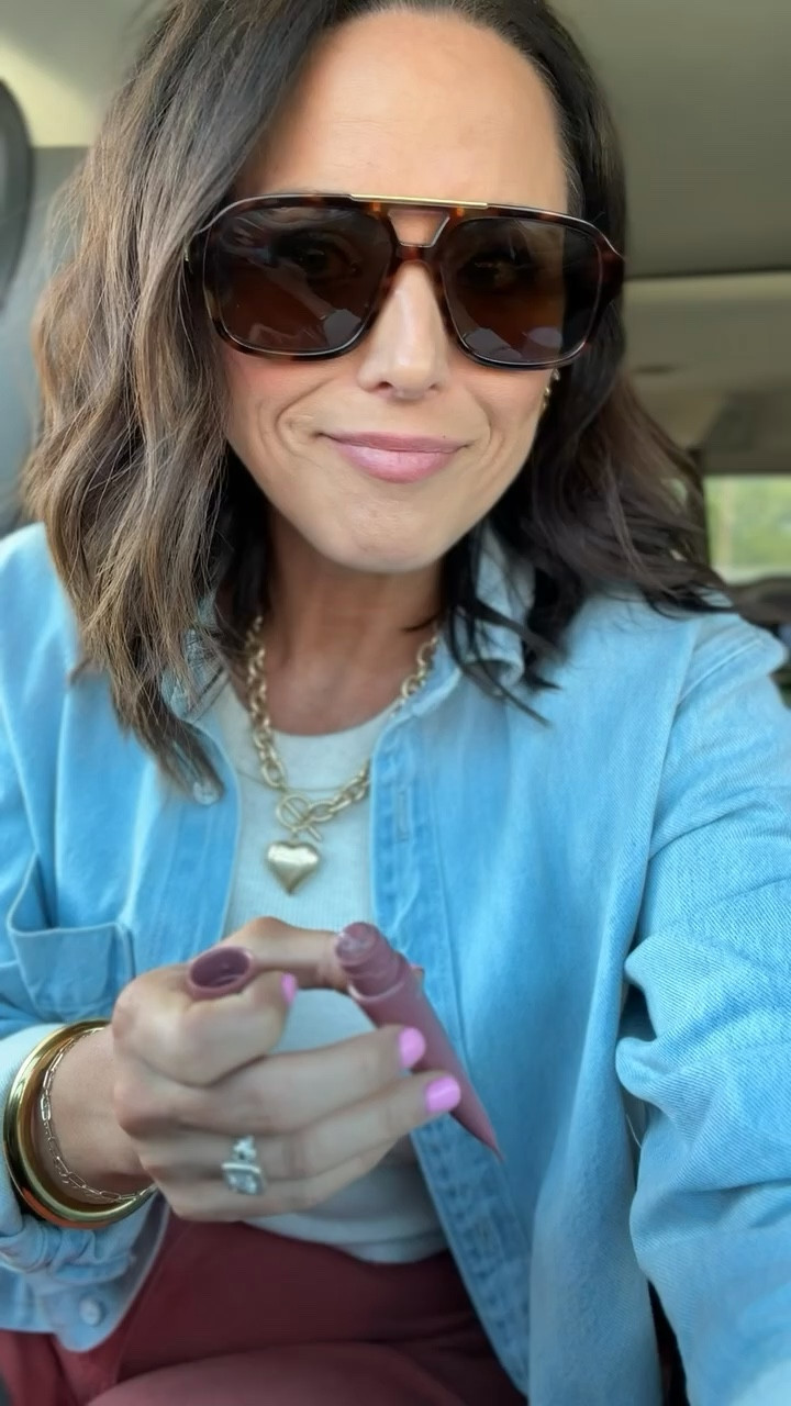 obsessed with this laneige tinted lip serum 💕 so hydrating and the prettiest color! 

#laneige #liptint #lipserum #beautyfinds #everydaymakeup #hydratinglip #glossylips #beautyfavorites #ltkbeauty #ltkstyle
