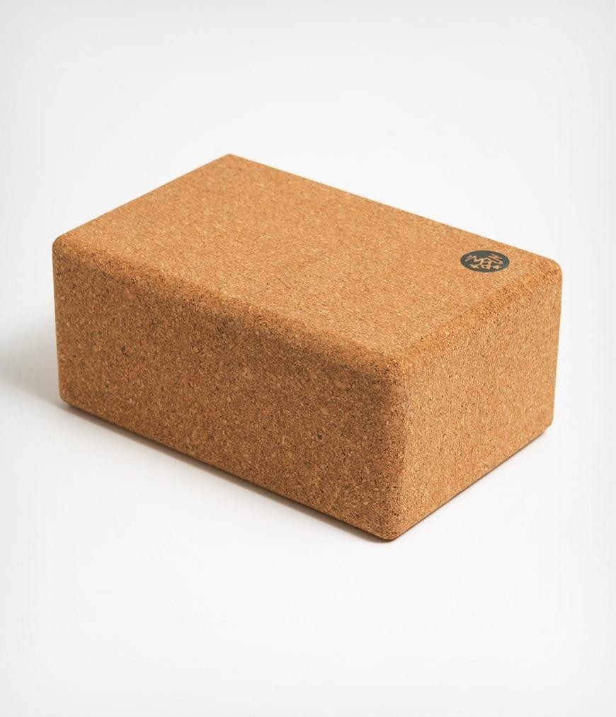 Cork Yoga Block Cork (Brown) / 4" x 6" x 9 | Manduka