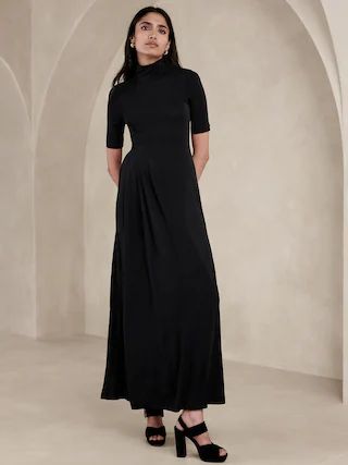 Jennie Asymmetrical Maxi Dress | Banana Republic (US)