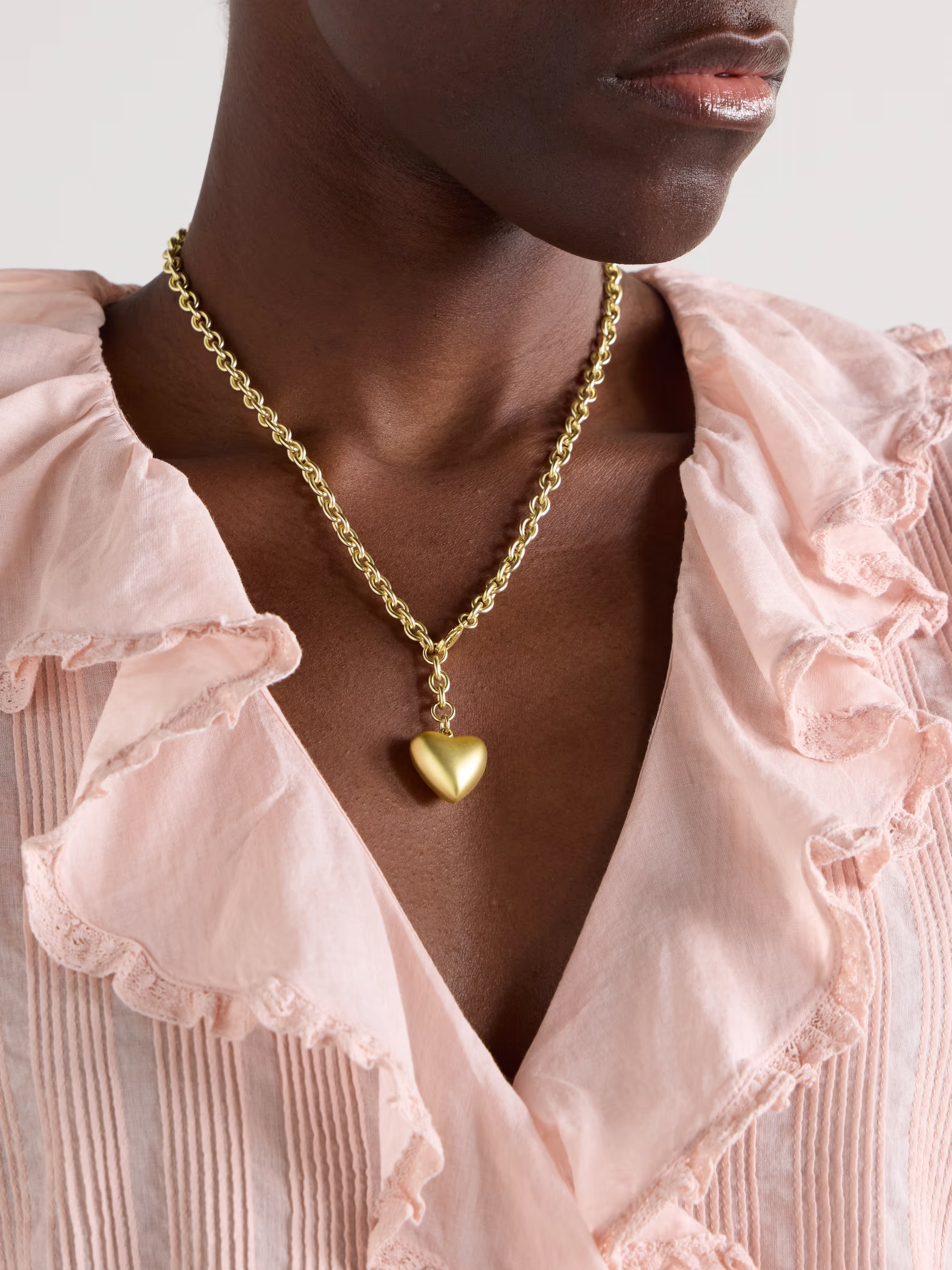 The Mini Puffy Heart gold-tone necklace | NET-A-PORTER (UK & EU)