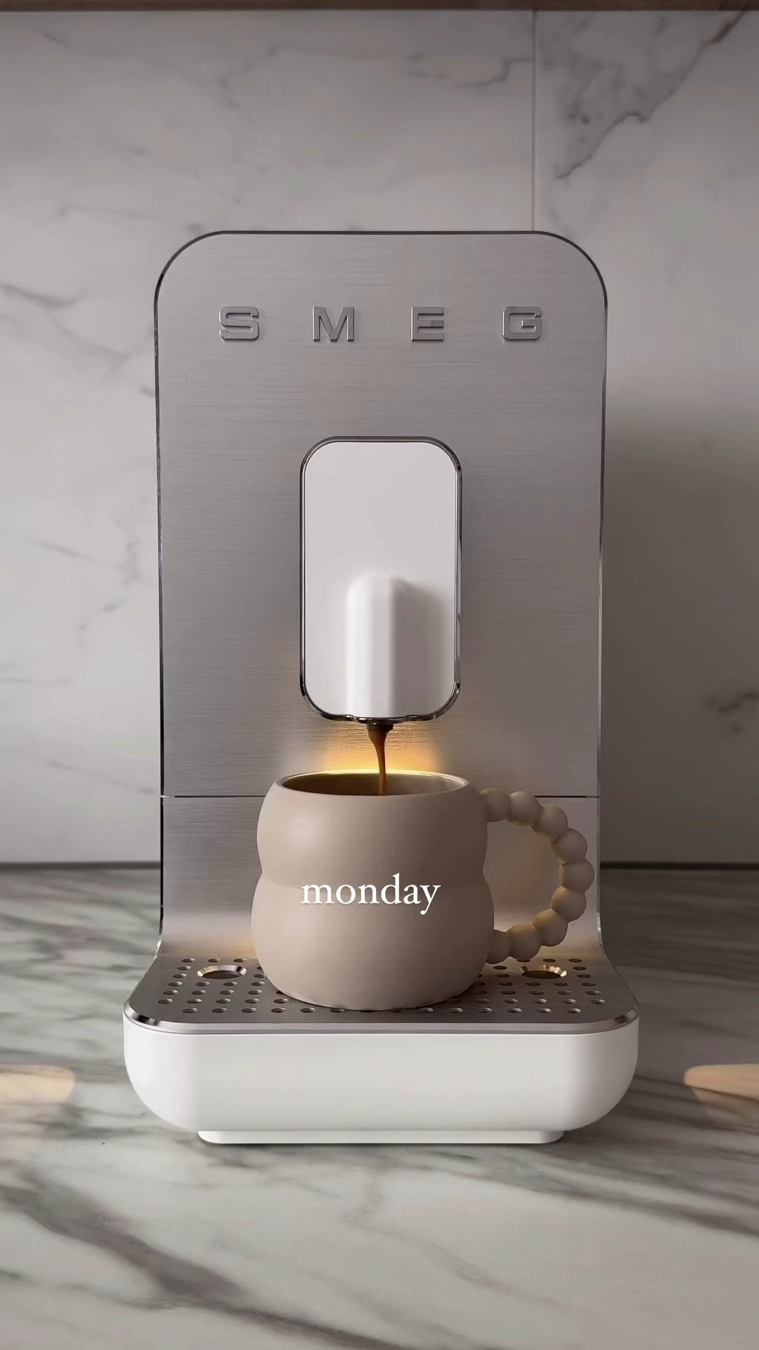Amer coffee machine and some beautiful cups from SHEIN 

#smeg #smegcoffemachine #sheinmugs #shein #sheinbacktoschool #coffeemaker

#LTKHome #LTKBacktoSchool