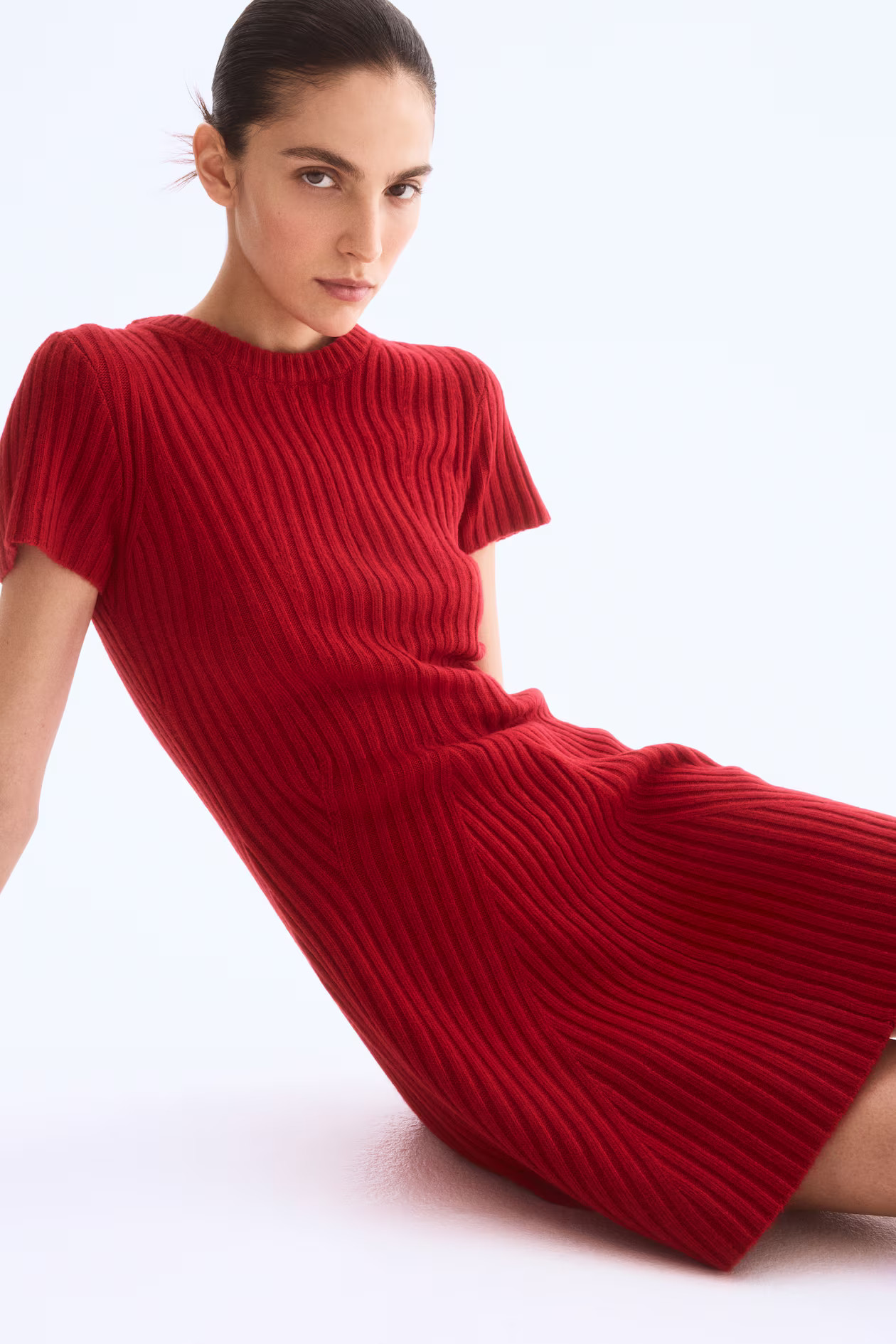 Rib-knit dress | H&M (UK, MY, IN, SG, PH, TW, HK)