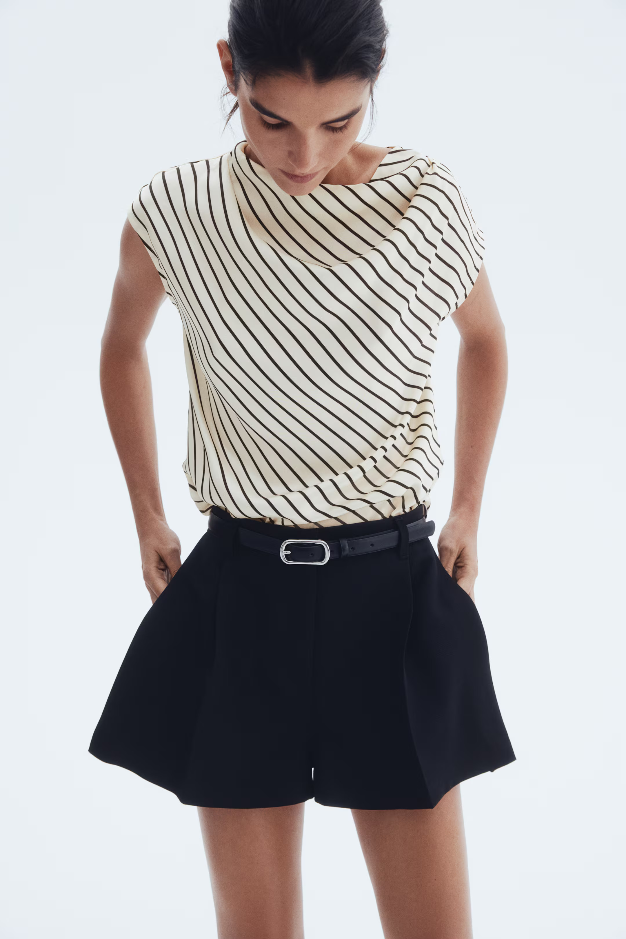 Cap-sleeved satin blouse - Cream/Striped - Ladies | H&M GB | H&M (UK, MY, IN, SG, PH, TW, HK)