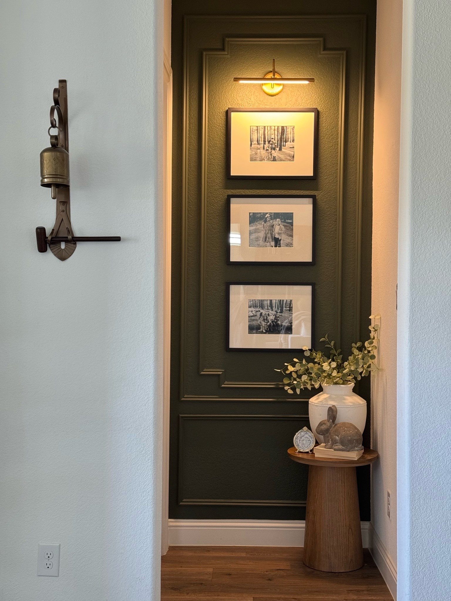 Accent wall, picture lighting, picture frame, accent table, Amazon finds, home decor

#LTKdayinmylife #LTKHome