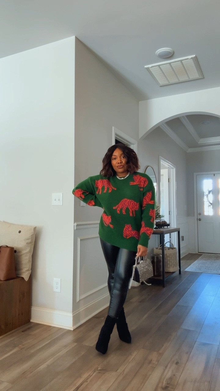 Team holiday lunch fit 🎄

#LTKstyletip #LTKmidsize #LTKHoliday