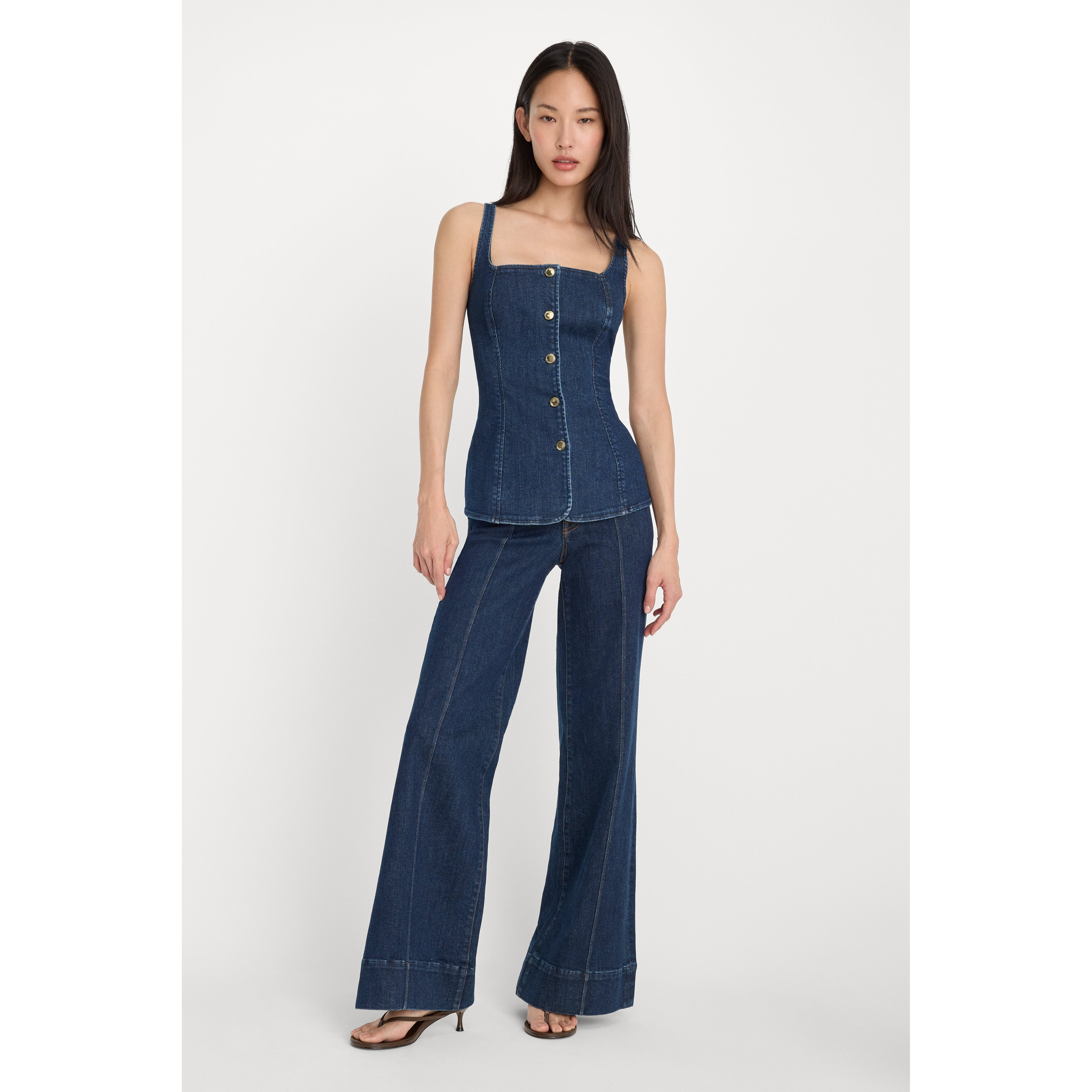 Women's Good Waist Palazzo Jeans | Flat Tummy Tech, Gap-Proof Waistband | Indigo, Size 2 | Good American by Khlo� Kardashian | Good American