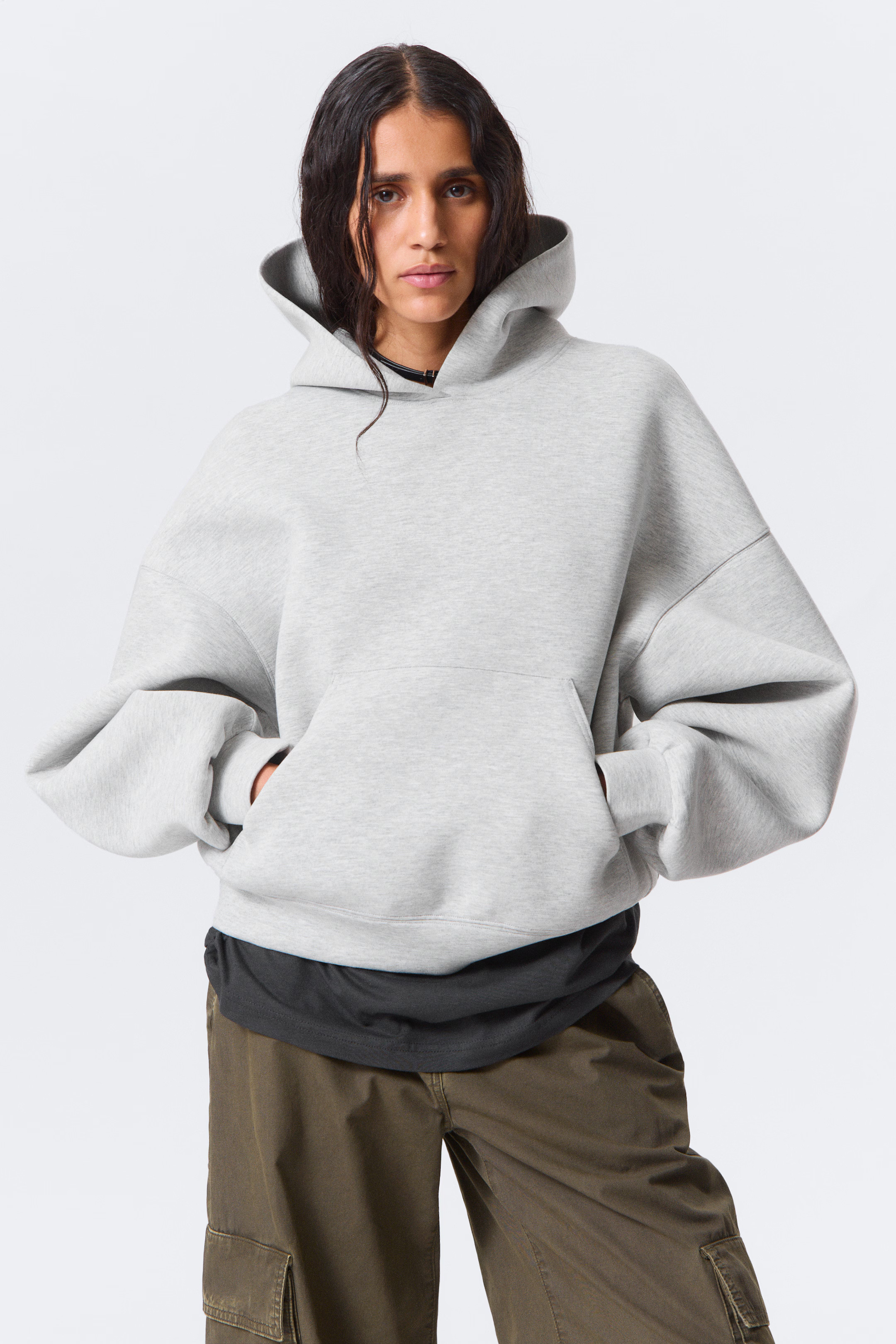 Scuba-Hoodie mit Oversize-Passform | H&M (DE, AT, CH, NL, FI)
