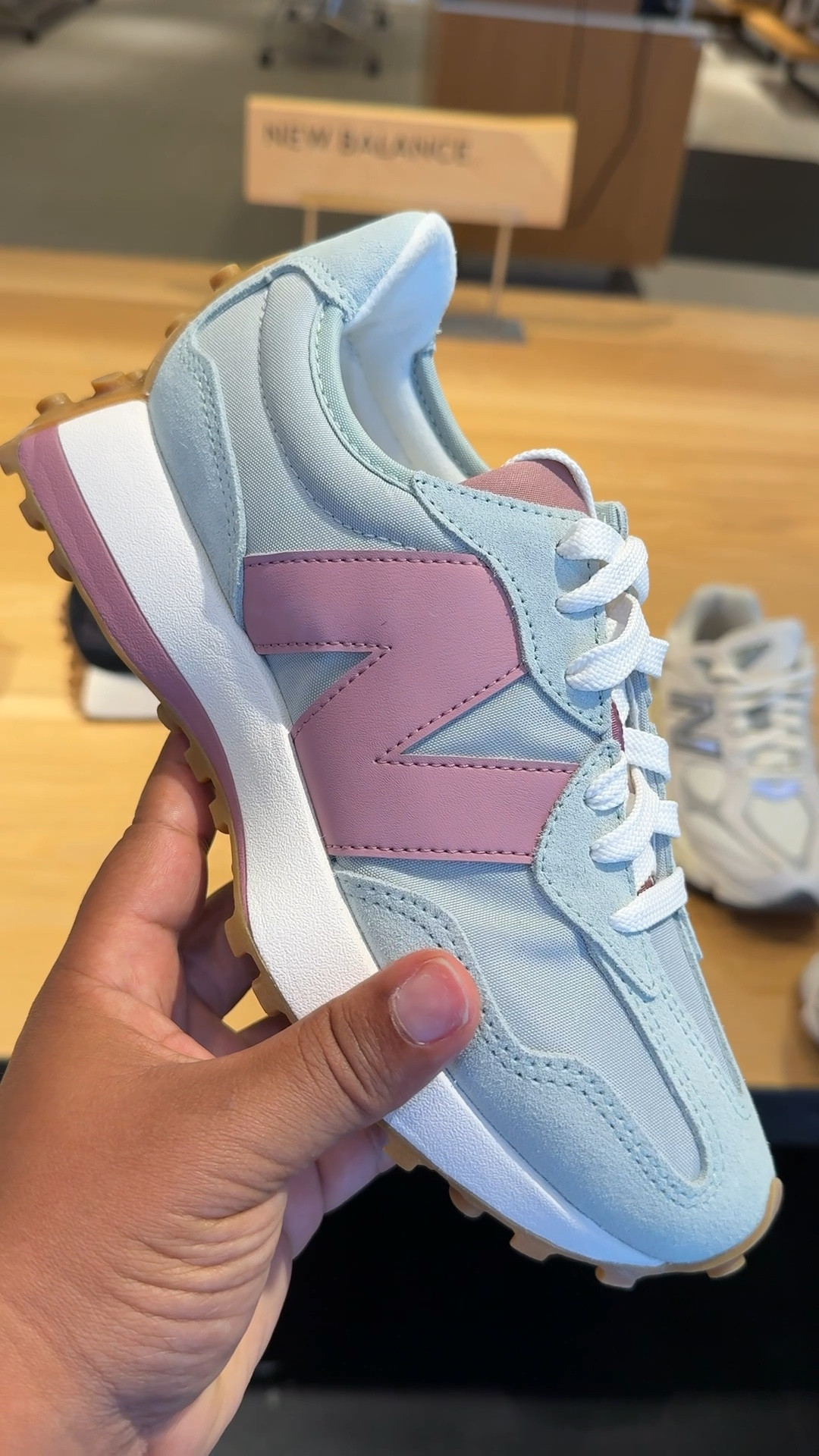 The prettiest New Balance 327s! These cotton candy pink and blue 327s are my absolute favorites of all the colors available. #newbalance #newbalance327 #casualsneakers #womensshoes
