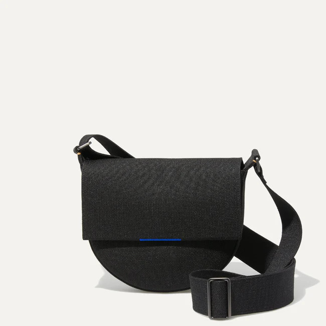 Total Black | Rothy's