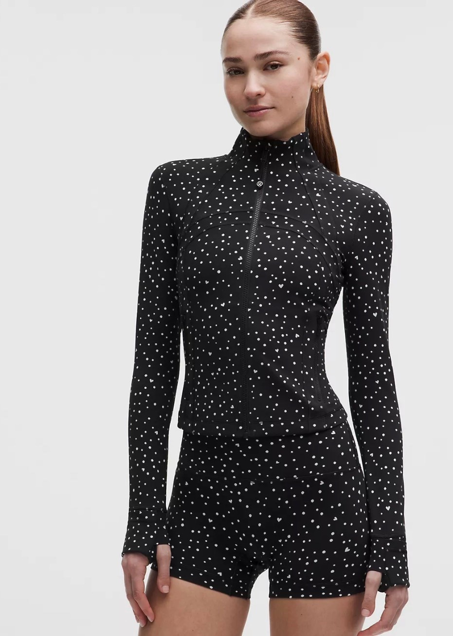 New @lululemon finds
Heart print set


#LTKootd #LTKValentine