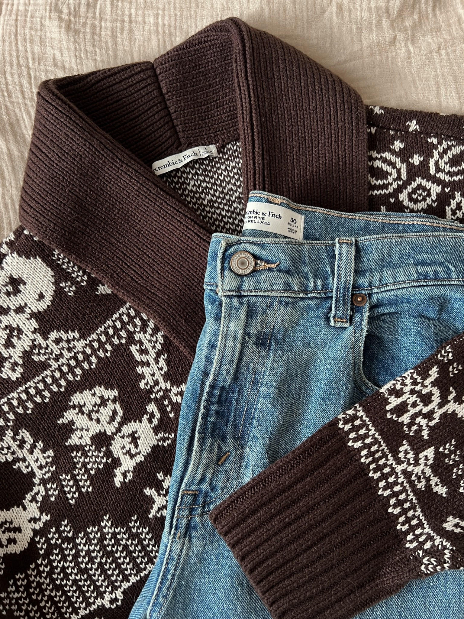 Abercrombie fall details! I wear L in the bandana print cardigan and 30 in the jeans

#LTKfall #LTKsale