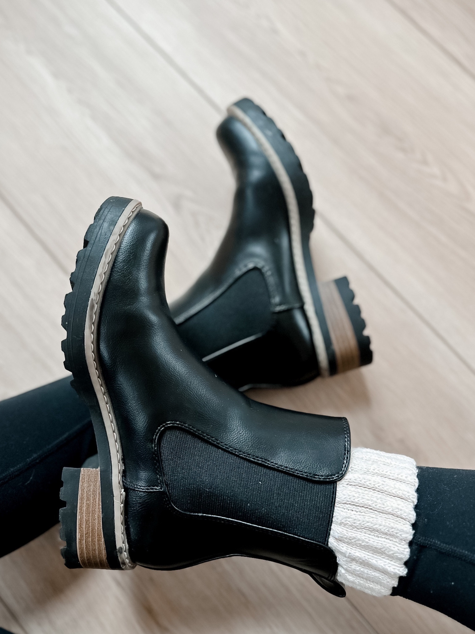 30% off! Target Fall/Winter Boots! These have memory foam and are seriously so comfy! They run tts. Also linking my fav socks to wear with these boots! Be sure to click the ‘+ save’ to get the 30% off when you log in! 

#LTKsalealert #LTKshoecrush #LTKHoliday