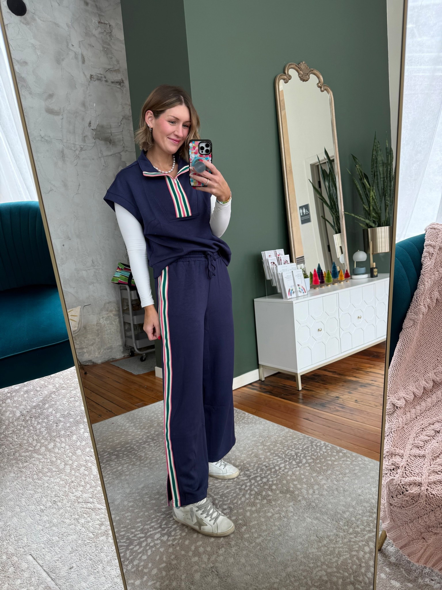 Wearing a size medium. Use code HOCKeisha for a discount at checkout 