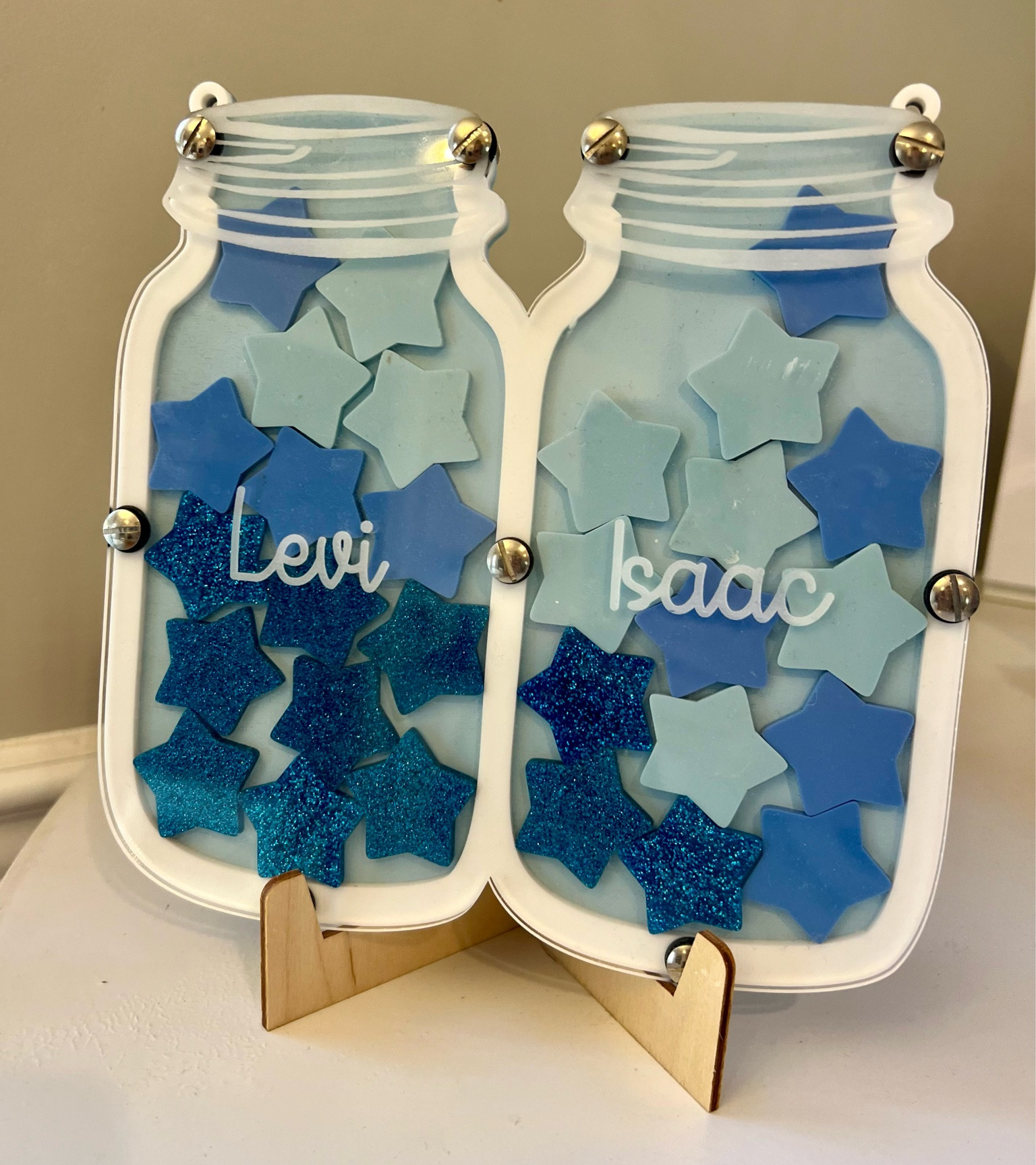 Our star jar reward system!



#LTKFamily #LTKHome #LTKKids
