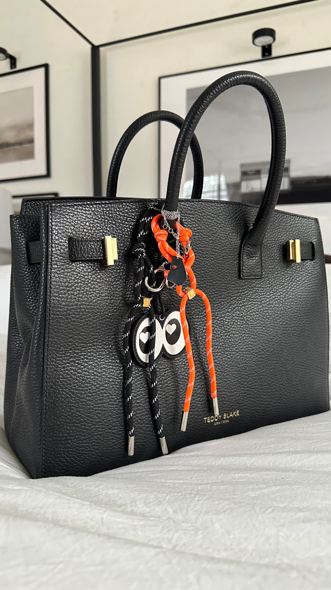 Love this bag combo! 

#LTKStyleTip #LTKItBag