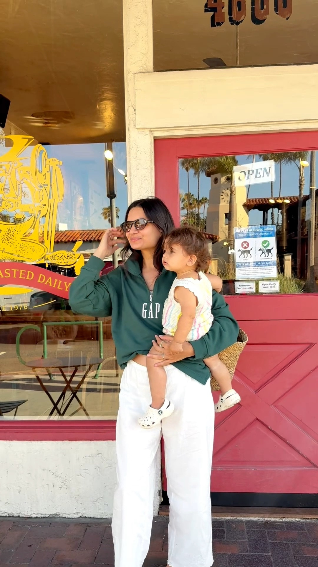 Everyone becomes her bestie in 0.2 seconds 🙋‍♀️ @gap

#LTKmomlife #LTKootd #LTKBaby