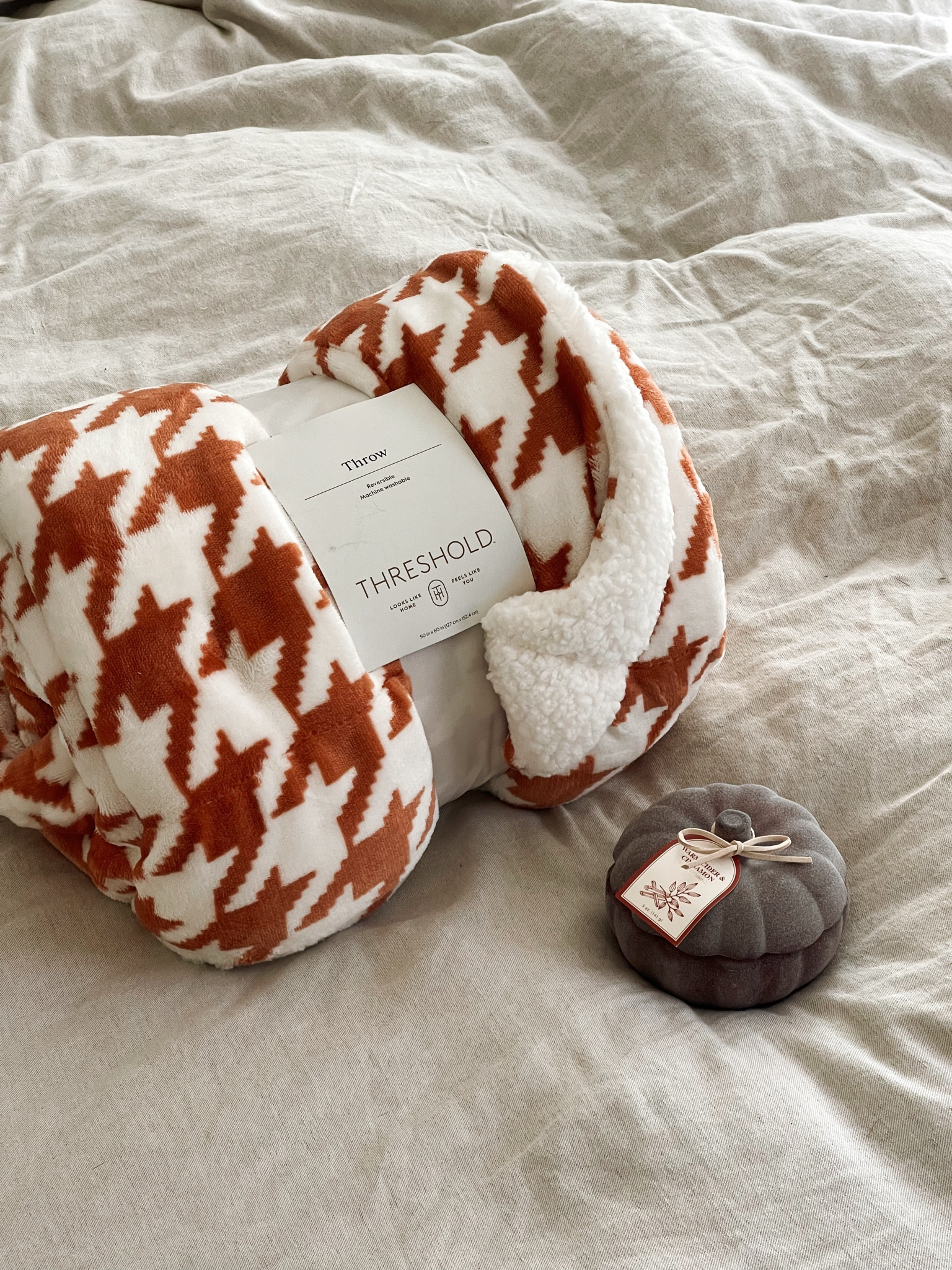 Target is the place to go for fall decor! Picked up a couple of things to make our place feel more like fall 🍂 

#targethomedecor #homedecor #targethaul #falldecor #targethome 

#LTKFindsUnder50 #LTKSeasonal #LTKHome