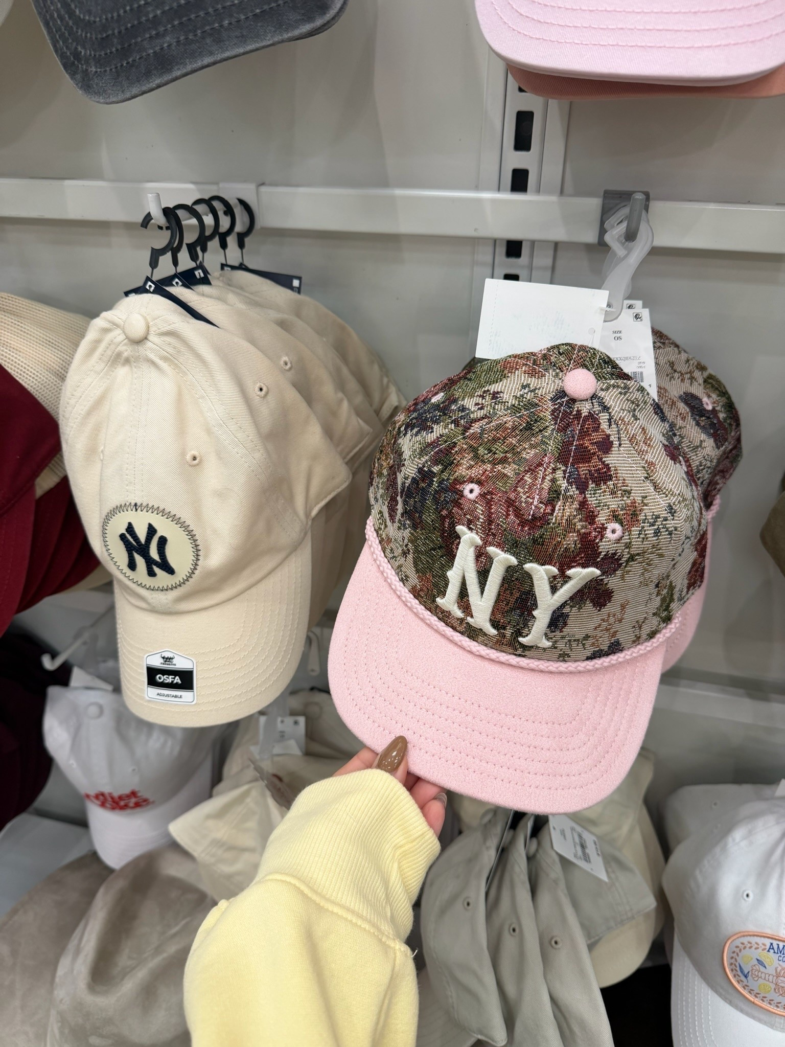Wait these hats are so cute for fall 🍬🍂

#LTKgrwm #LTKmomlife #LTKSeasonal