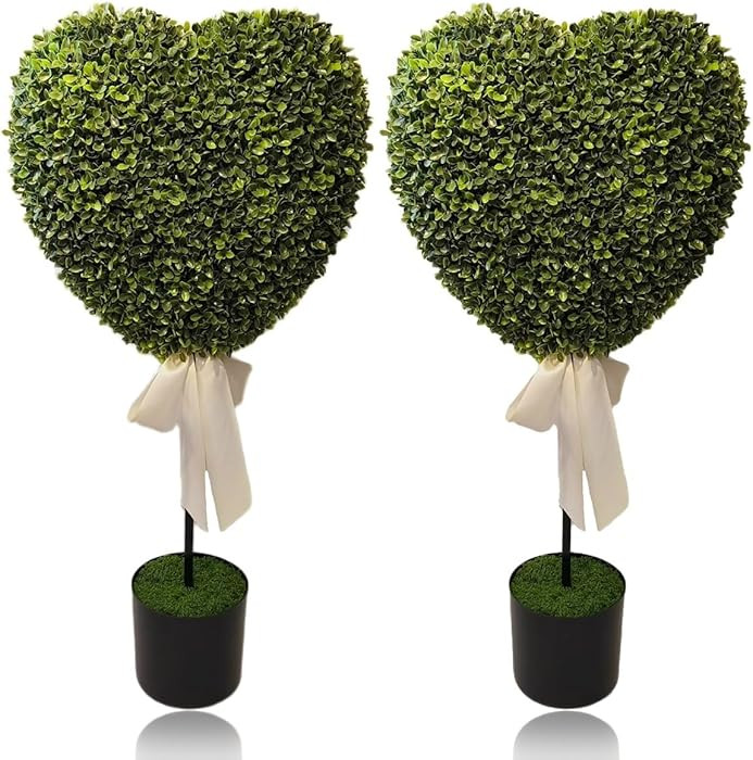 2.5 ft Boxwood Heart Topiary Outdoor, 2 Sets Valentine's Day Heart Shaped Topiary Trees, Artifici... | Amazon (US)