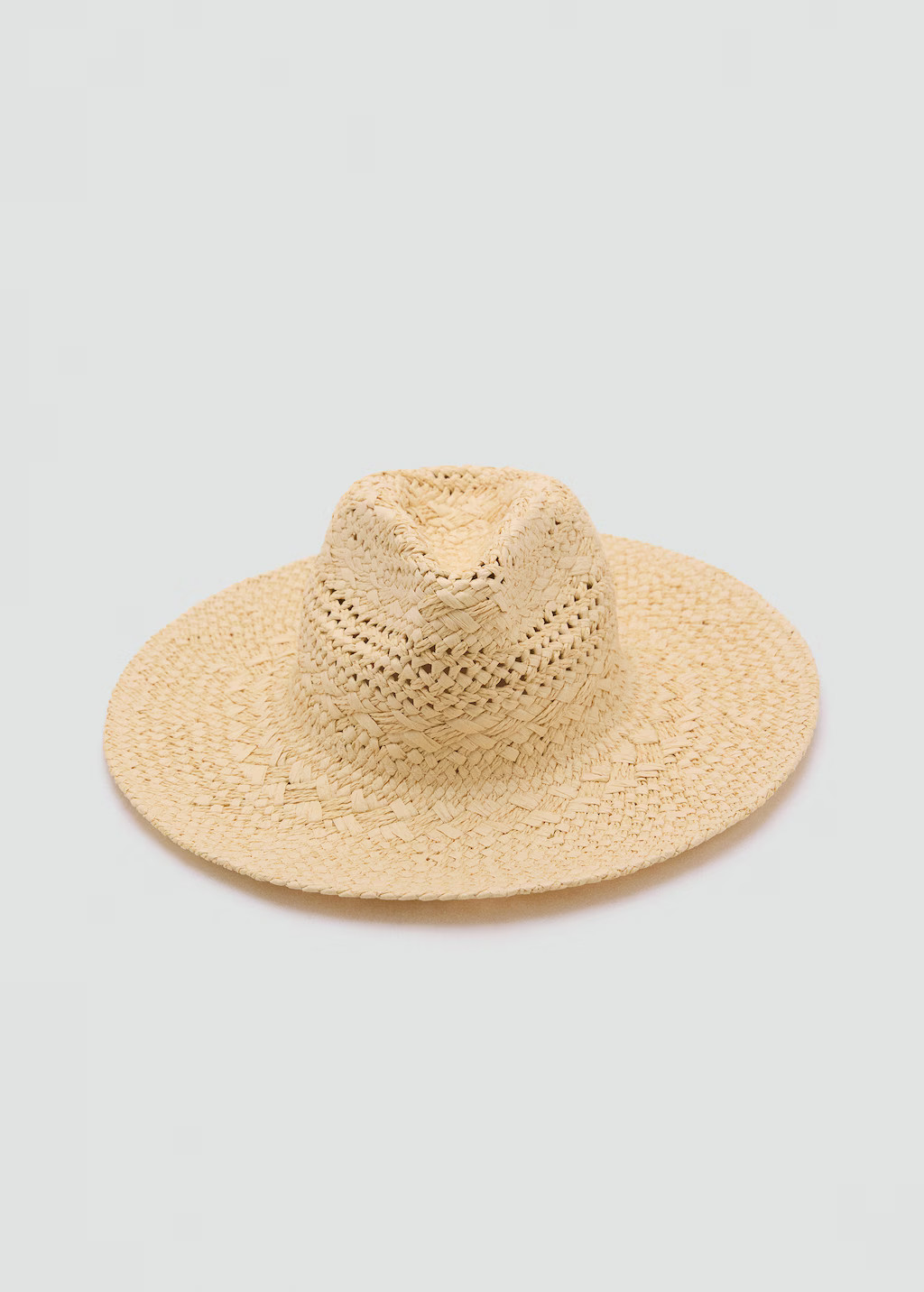 Natural fibre hat with openwork details - Women | MANGO United Kingdom | MANGO (UK)