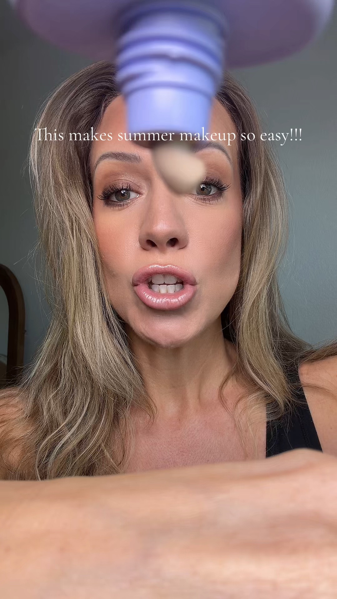 If your sunscreen ruins your makeup… try this. Naked Sundays Priming Sunscreen layers flawlessly under foundation, no pilling, no grease — just smooth, hydrated, protected skin. #mineralsunscreen #PrimingSunscreen #SPFUnderMakeup #NakedSundays