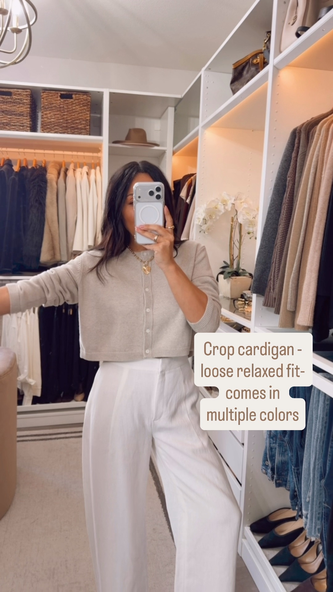 White linen pants are 🔥- I sized down one to have them sit on my waist. Do your true size if you want them slouchy/on your hips.
Cardigan wearing a small

#LTKootd