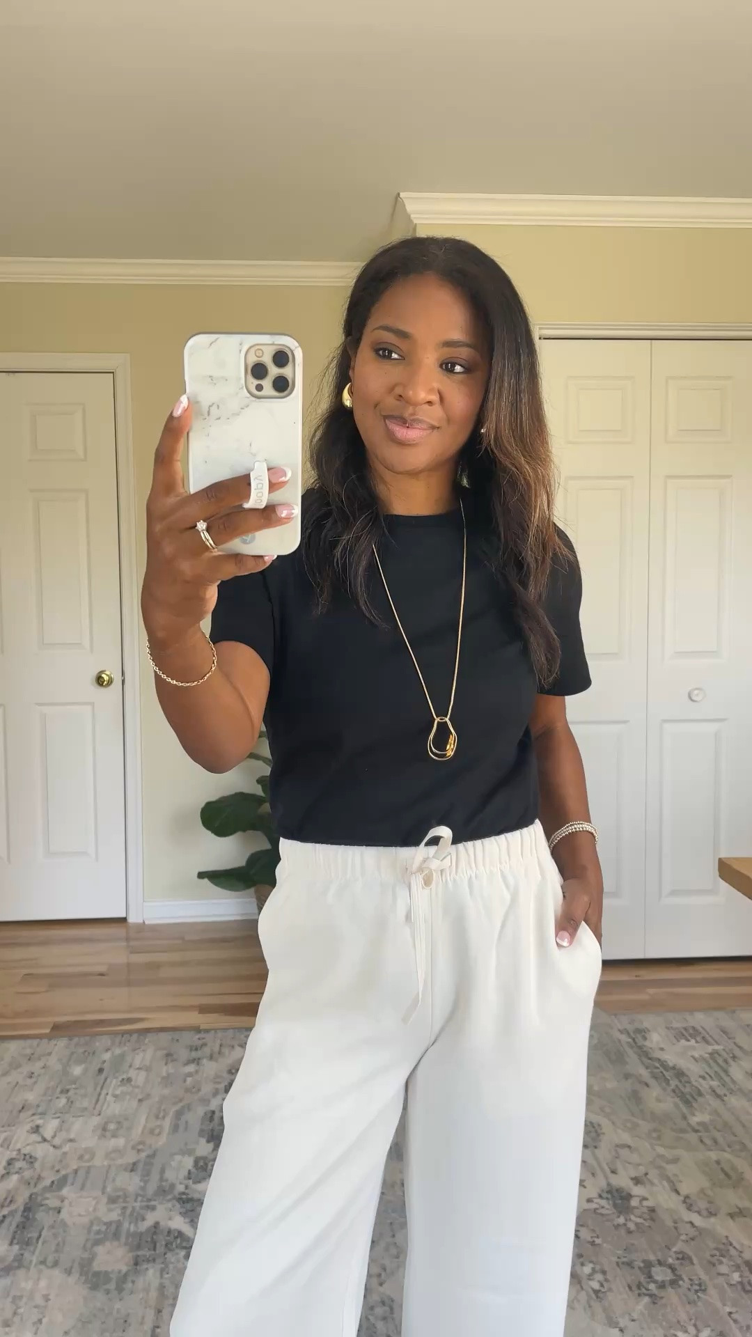 Aritzia lodge pants! I bought these in the color “Light Birch” size small. My top is a size small

#LTKootd #LTKOver40 #LTKgrwm