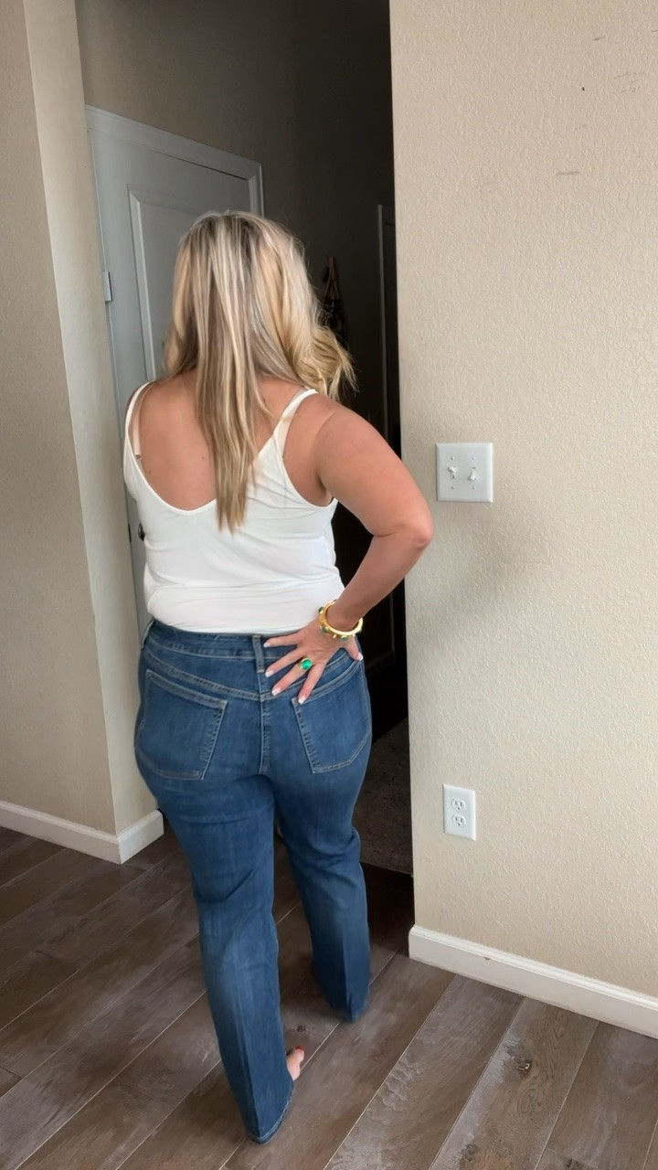 ✨Tap the bell, save and ❤️ start here over 40 fashion, midlife style, midsize fashion and luxury looks for less.  

⬇️Sizing information:
12 really need 10 (size down if in between sizes.) 

Four places I’d wear these jeans:

1. Lunch with friends
2. A casual Friday at work
3. Dinner with my husband
4. A Saturday of errands and coffee

One pair that works for actual life. 👖

👑 Helping you look good, feel good.-Lindsey Denver   Check back daily for belly-friendly style, confidence, and Outfit Physics™.

#LTKOver40 #LTKMidsize #LTKPlusSize