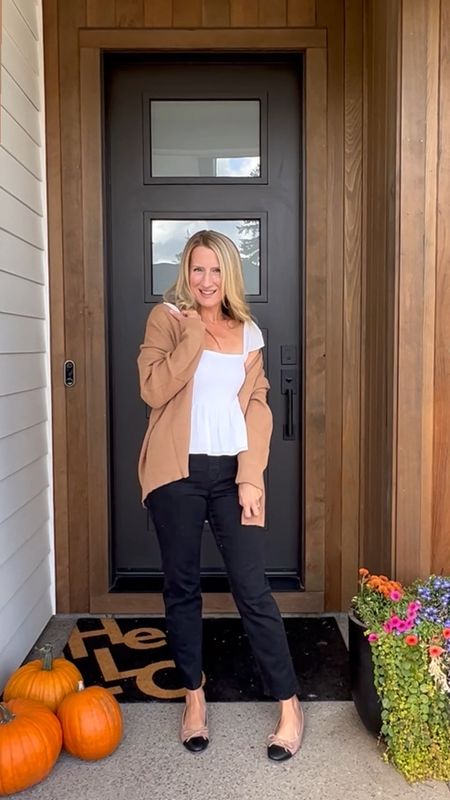 This cozy cardigan is available in multiple colors! It has an oversized, Cardigan style and pears, perfectly over these high waisted, straight leg, denim jeans, and black cap toe flats. 

#LTKSeasonal #LTKworkwear #LTKstyletip