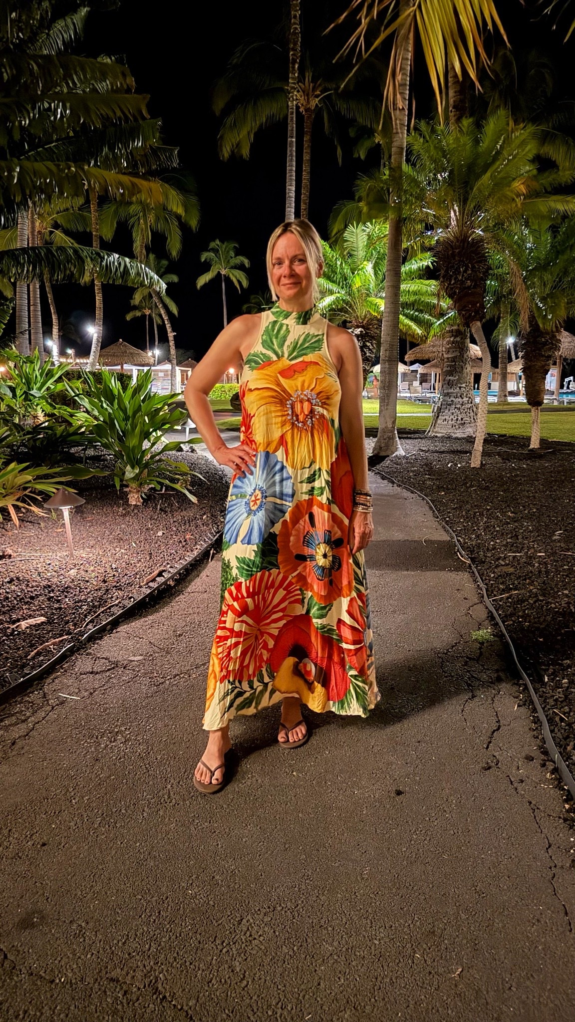 Starting off this Hawaii outfit series with a fun printed dress that was made for vacation days. Easy, comfortable, and the perfect statement piece for exploring, dinners, and everything in between.

Everything is linked below.

#LTKdayinmylife #LTKgrwm #LTKootd