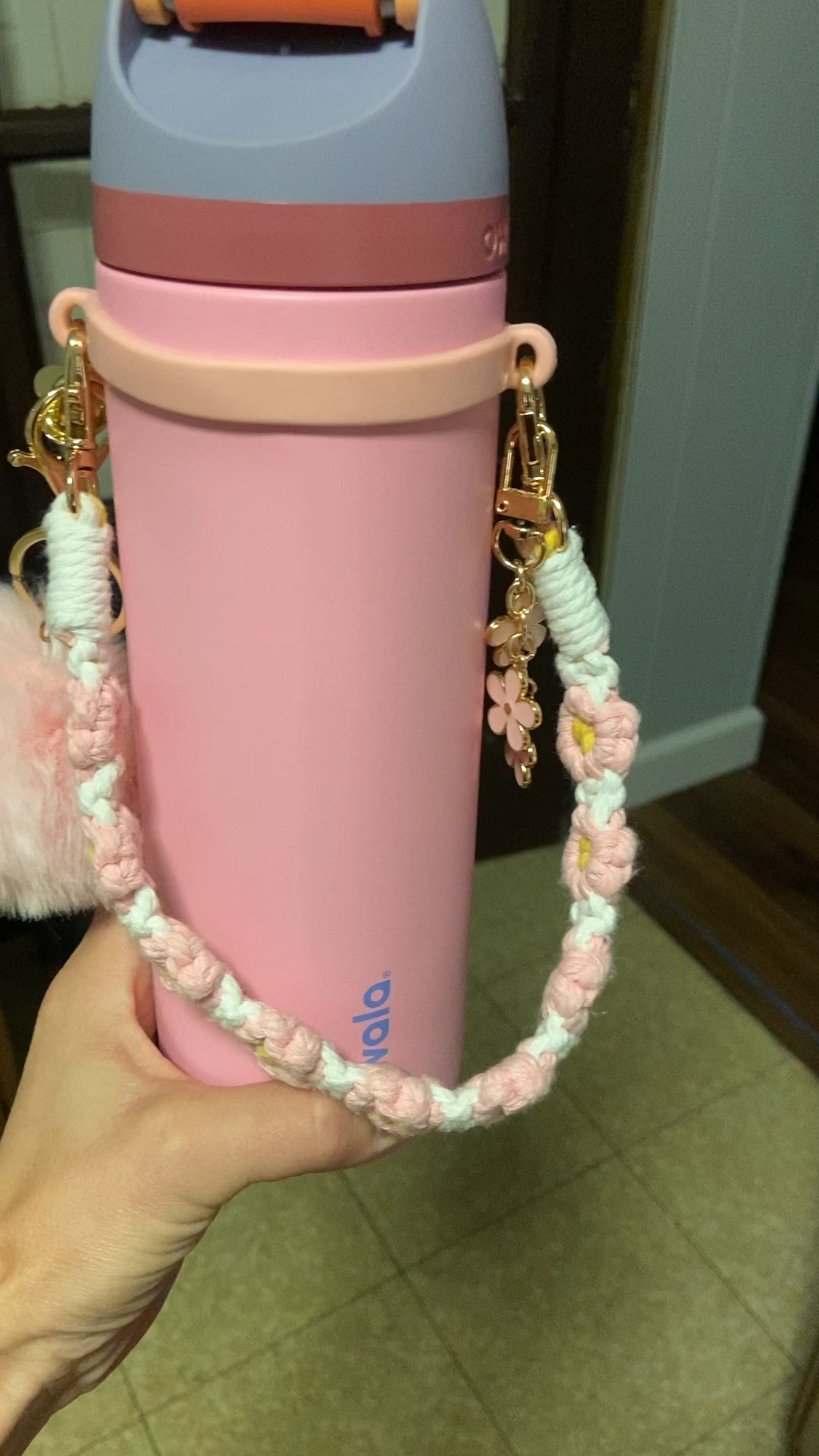 Gift Guide - Lillian got these accessories for her birthday and is loving the set.  $10, would be a great stocking stuffer or if you need a small gift for a teen girl or younger.  More colors are available  


#under10 #owala #teengirl #teengift #girlsgift #amazon #budgetfriendly #giftunder10 

#LTKGiftGuide #LTKKids #LTKFindsUnder50