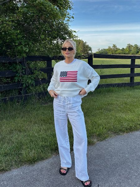 American flag sweater : wearing size medium, size small in pants, true size in shoes. Casual summer outfit 🇺🇸
#kathleenpost #patriotic #fourthofjuly #hollister


#LTKStyleTip #LTKSeasonal