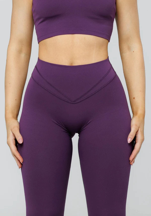 RecStretch™ Icon Sculptseam® Plus Legging Plum | Paragon Fitwear