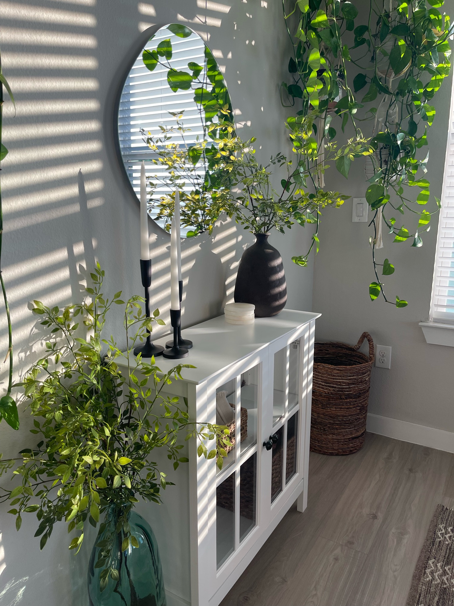 Shop my dining room space! 

#diningroomdecor #affordabledecor #homeinspo

#LTKFind #LTKunder100 #LTKhome